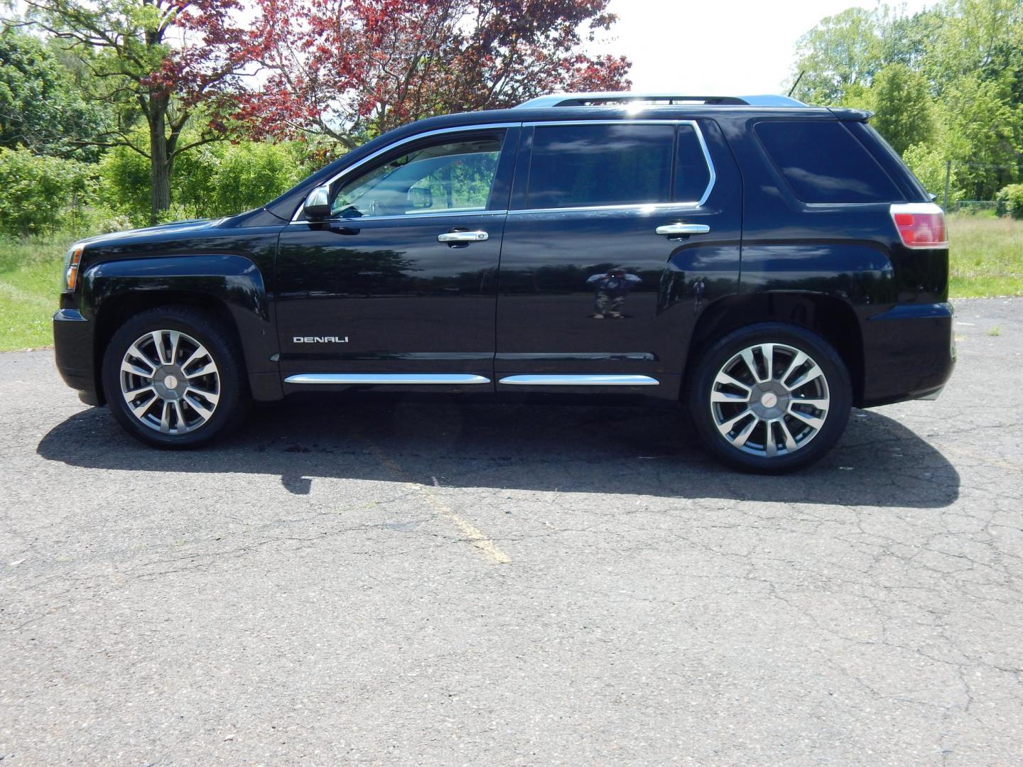 2016 Black /Black GMC Terrain Denali AWD (2GKFLVE32G6) with an 3.6L V6 DOHC 24V engine, Automatic transmission, located at 6528 Lower York Road, New Hope, PA, 18938, (215) 862-9555, 40.358707, -74.977882 - Here we have a ONE OWNER, NO ACCIDENT GMC Denali with a 3.6L V6 putting power to all four wheels via a smooth shifting automatic transmission. Options include: black and white leather, dual power seats, drivers memory seat, sunroof, heated front seats, AC/heat, navigation, AM/FM/XM/BLUETOOTH radio, - Photo#1