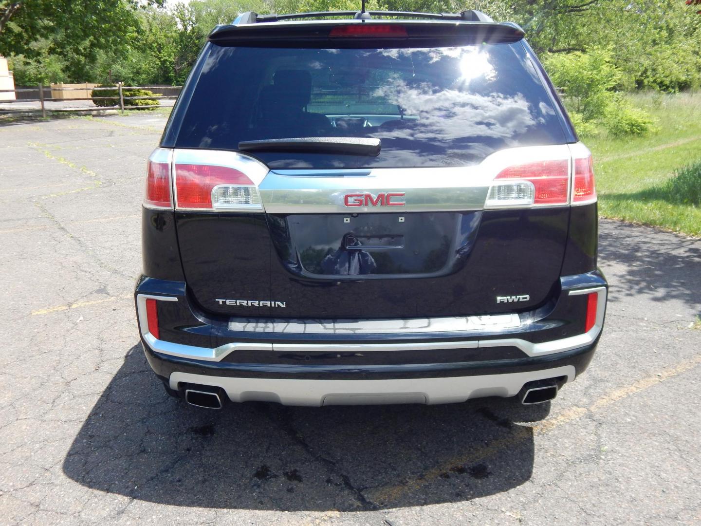 2016 Black /Black GMC Terrain Denali AWD (2GKFLVE32G6) with an 3.6L V6 DOHC 24V engine, Automatic transmission, located at 6528 Lower York Road, New Hope, PA, 18938, (215) 862-9555, 40.358707, -74.977882 - Here we have a ONE OWNER, NO ACCIDENT GMC Denali with a 3.6L V6 putting power to all four wheels via a smooth shifting automatic transmission. Options include: black and white leather, dual power seats, drivers memory seat, sunroof, heated front seats, AC/heat, navigation, AM/FM/XM/BLUETOOTH radio, - Photo#7