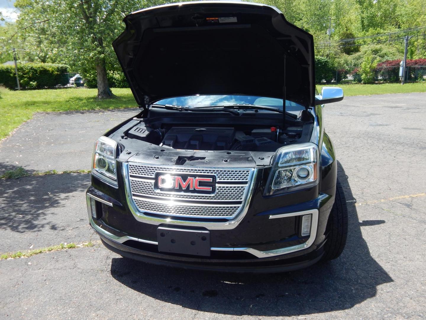 2016 Black /Black GMC Terrain Denali AWD (2GKFLVE32G6) with an 3.6L V6 DOHC 24V engine, Automatic transmission, located at 6528 Lower York Road, New Hope, PA, 18938, (215) 862-9555, 40.358707, -74.977882 - Here we have a ONE OWNER, NO ACCIDENT GMC Denali with a 3.6L V6 putting power to all four wheels via a smooth shifting automatic transmission. Options include: black and white leather, dual power seats, drivers memory seat, sunroof, heated front seats, AC/heat, navigation, AM/FM/XM/BLUETOOTH radio, - Photo#21