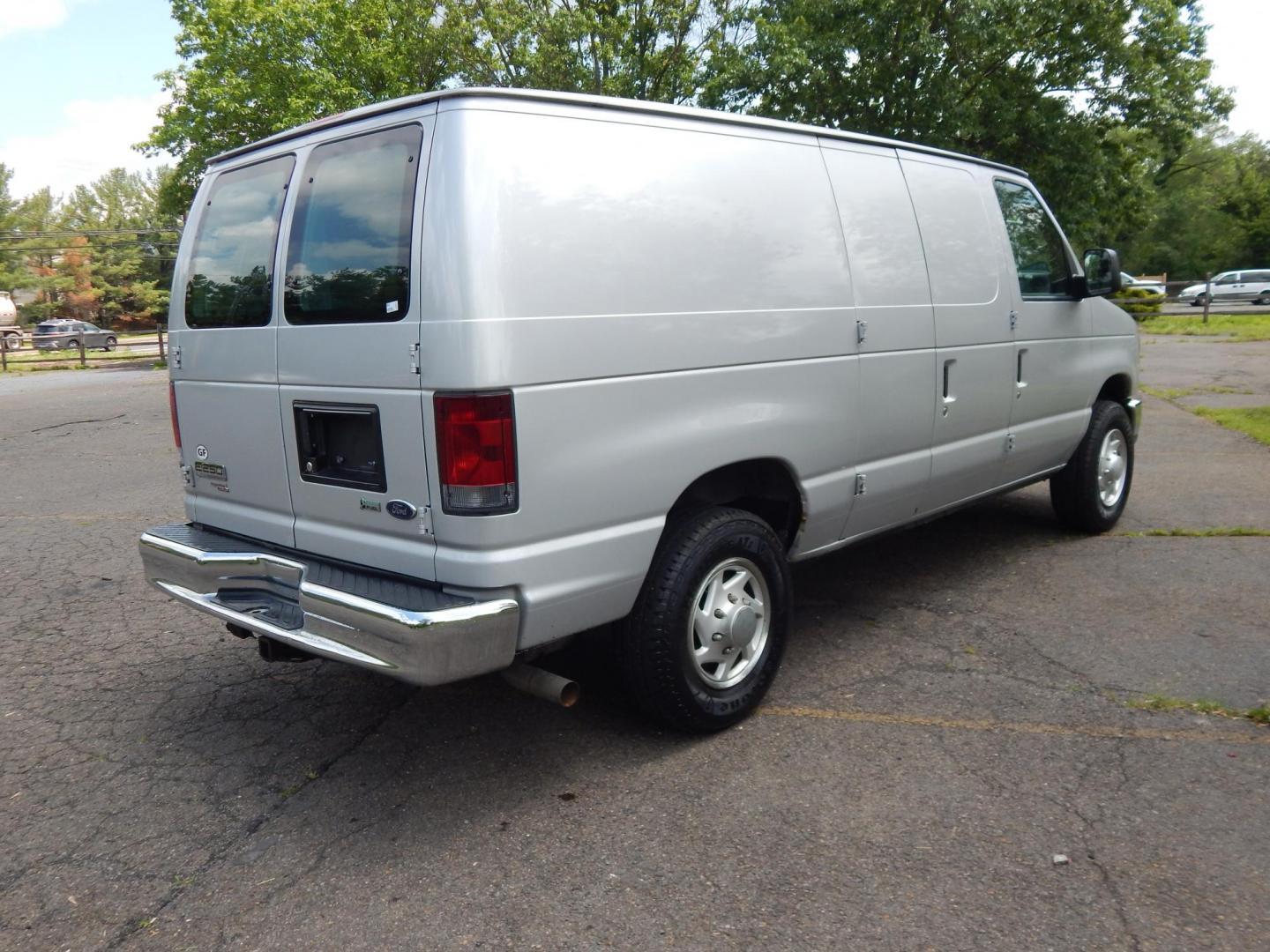 2013 Silver /Gray Ford E-Series Van E-250 (1FTNE2EL5DD) with an 5.4L V8 SOHC 16V FFV engine, 4-Speed Automatic transmission, located at 6528 Lower York Road, New Hope, PA, 18938, (215) 862-9555, 40.358707, -74.977882 - Here we have a very nice, one owner and no accident, 2013 Ford E250 cargo van with a 5.4L V8 putting power to the rear wheels via a smooth shifting automatic transmission. Options include: gray cloth, heat, AC, manual moving seats, power windows/locks/mirrors, tilt steering wheel, radio, tow hitch, - Photo#3