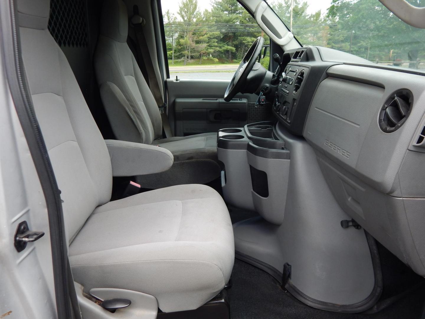 2013 Silver /Gray Ford E-Series Van E-250 (1FTNE2EL5DD) with an 5.4L V8 SOHC 16V FFV engine, 4-Speed Automatic transmission, located at 6528 Lower York Road, New Hope, PA, 18938, (215) 862-9555, 40.358707, -74.977882 - Here we have a very nice, one owner and no accident, 2013 Ford E250 cargo van with a 5.4L V8 putting power to the rear wheels via a smooth shifting automatic transmission. Options include: gray cloth, heat, AC, manual moving seats, power windows/locks/mirrors, tilt steering wheel, radio, tow hitch, - Photo#19
