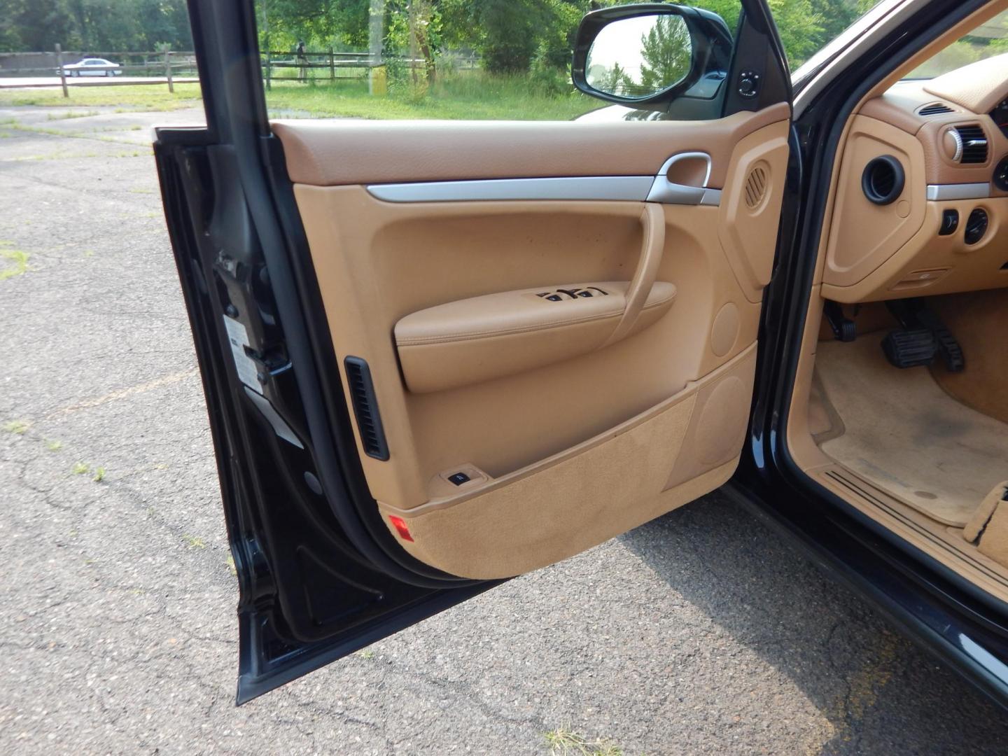 2009 Black Porsche Cayenne Base (WP1AA29P99L) with an 3.6L V6 DOHC 24V engine, located at 6528 Lower York Road, New Hope, PA, 18938, (215) 862-9555, 40.358707, -74.977882 - Very clean, well serviced 2009 Porsche Cayenne..AWD, 3.6 Liter 6 cylinder engine runs great, automatic transmission, keyless entry, 2 keys, tilt wheel, cruise control, power windows, seats, central locking system, power glass sunroof, rear spoiler, rear wiper, tinted glass, heated seats, tan leather - Photo#10