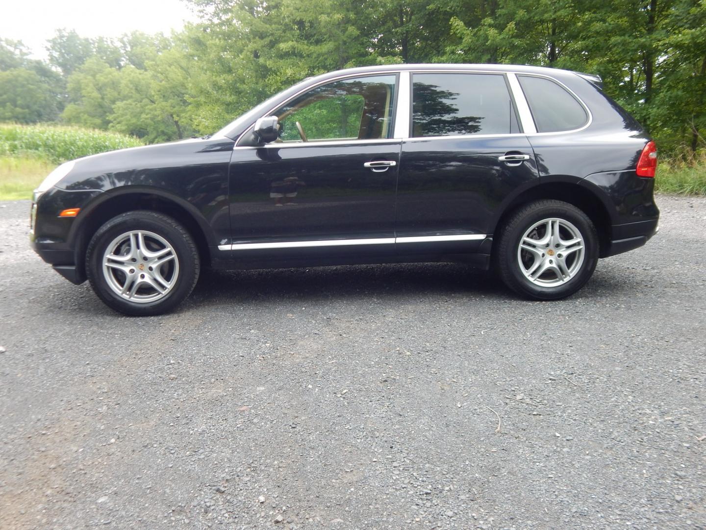 2009 Black /Tan Porsche Cayenne Base (WP1AA29P99L) with an 3.6L V6 DOHC 24V engine, Automatic transmission, located at 6528 Lower York Road, New Hope, PA, 18938, (215) 862-9555, 40.358707, -74.977882 - Here we have a 2009 Porsche Cayenne..AWD, 3.6 Liter 6 cylinder engine runs great, automatic transmission, keyless entry, 2 keys, tilt wheel, cruise control, power windows, seats, central locking system, power glass sunroof, rear spoiler, rear wiper, heated seats, tan leather, factory 18" alloy wheel- Photo#1