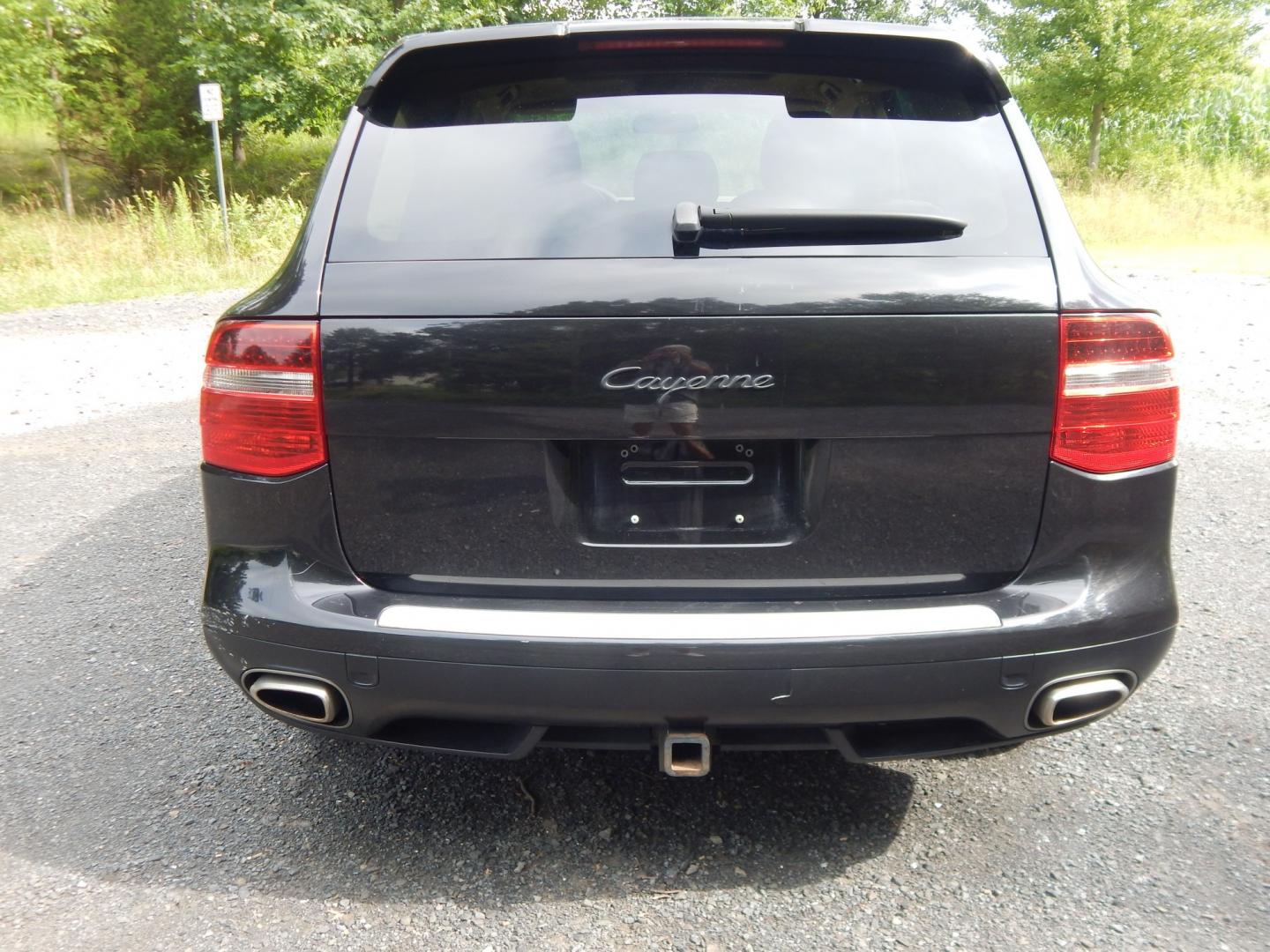 2009 Black /Tan Porsche Cayenne Base (WP1AA29P99L) with an 3.6L V6 DOHC 24V engine, Automatic transmission, located at 6528 Lower York Road, New Hope, PA, 18938, (215) 862-9555, 40.358707, -74.977882 - Here we have a 2009 Porsche Cayenne..AWD, 3.6 Liter 6 cylinder engine runs great, automatic transmission, keyless entry, 2 keys, tilt wheel, cruise control, power windows, seats, central locking system, power glass sunroof, rear spoiler, rear wiper, heated seats, tan leather, factory 18" alloy wheel- Photo#8