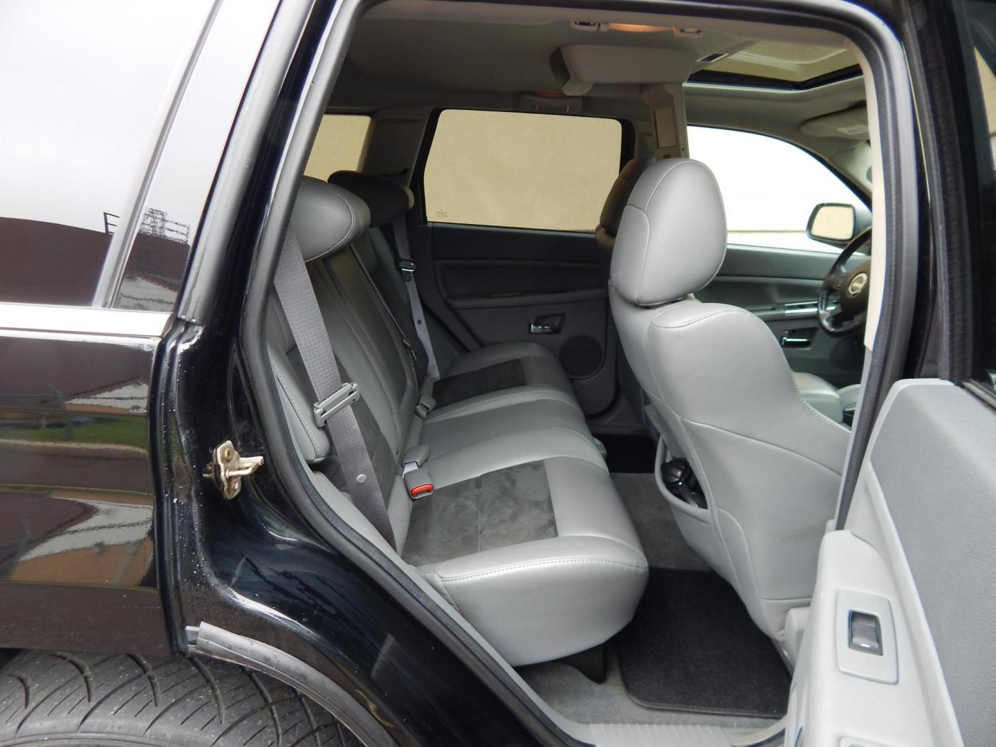 2007 Black /Gray Jeep Grand Cherokee SRT-8 (1J8HR78337C) with an 6.1L V8 OHV 16V engine, 5-Speed Automatic Overdrive transmission, located at 6528 Lower York Road, New Hope, PA, 18938, (215) 862-9555, 40.358707, -74.977882 - Here we have a very fun to drive, ONE OWNER, Jeep Grand Cherokee SRT8 with a 6.1L V8 putting power to all four wheels via a smooth shifting automatic transmission. Options include: gray leather, dual power seats, heated front seats, adjustable peddles, dual climate control, am/fm/cd/mp3, Boston Prem - Photo#17