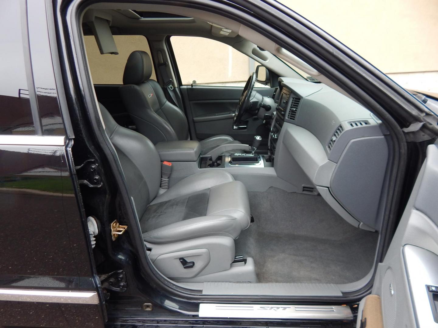 2007 Black /Gray Jeep Grand Cherokee SRT-8 (1J8HR78337C) with an 6.1L V8 OHV 16V engine, 5-Speed Automatic Overdrive transmission, located at 6528 Lower York Road, New Hope, PA, 18938, (215) 862-9555, 40.358707, -74.977882 - Here we have a very fun to drive, ONE OWNER, Jeep Grand Cherokee SRT8 with a 6.1L V8 putting power to all four wheels via a smooth shifting automatic transmission. Options include: gray leather, dual power seats, heated front seats, adjustable peddles, dual climate control, am/fm/cd/mp3, Boston Prem - Photo#19