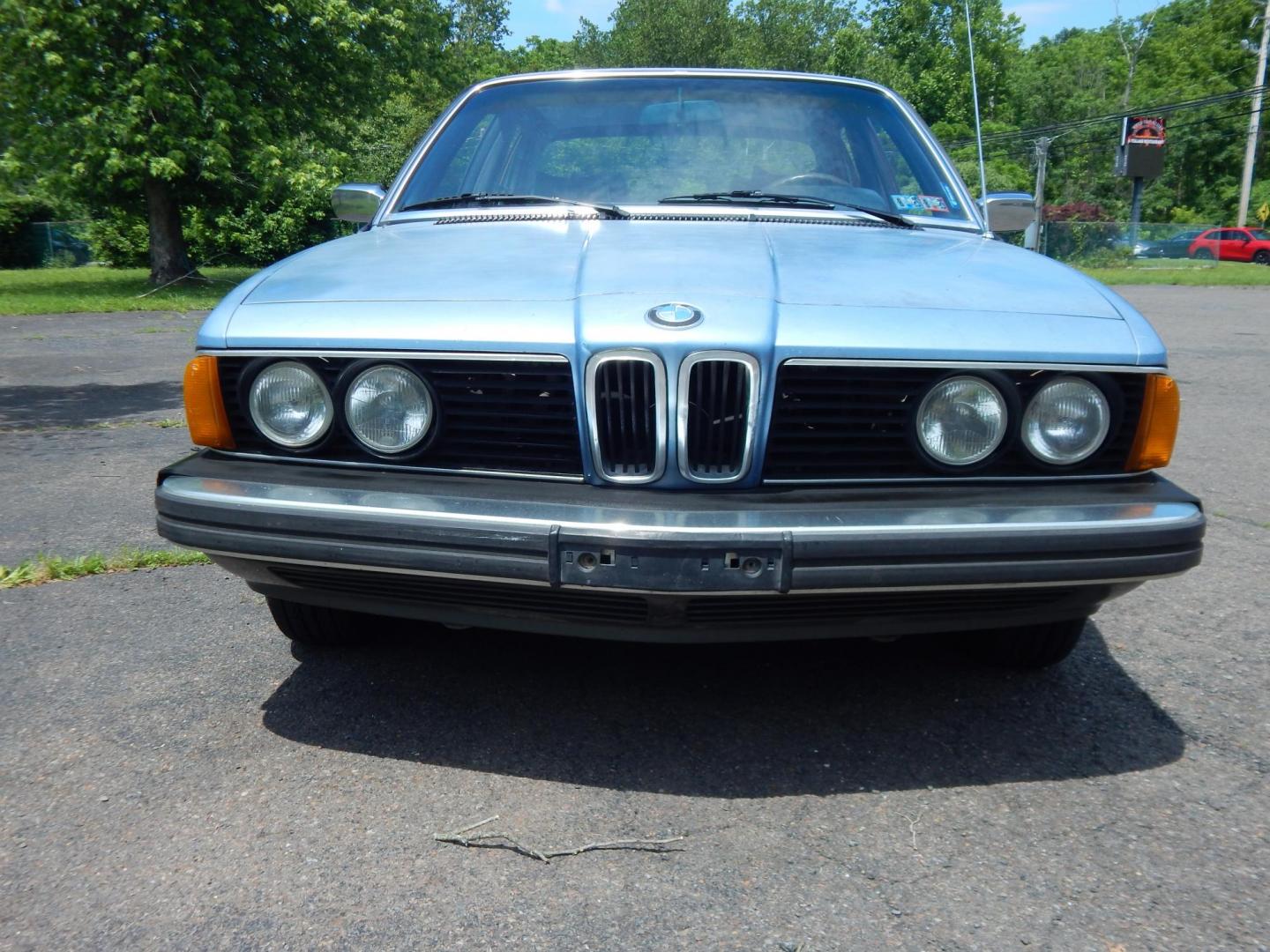 1979 Blue /Blue BMW 733i (5775258) , Manual transmission, located at 6528 Lower York Road, New Hope, PA, 18938, (215) 862-9555, 40.358707, -74.977882 - Here we have a very cool BMW 733i with a 4 speed manual transmission. Options include: blue leather, Blaupunkt aftermarket radio, power windows, moonroof, 14 inch alloy wheels, 4 General Altimax tires and chrome side view mirror caps. Pa inspected until 8/25. The blower motor is not currently workin - Photo#8