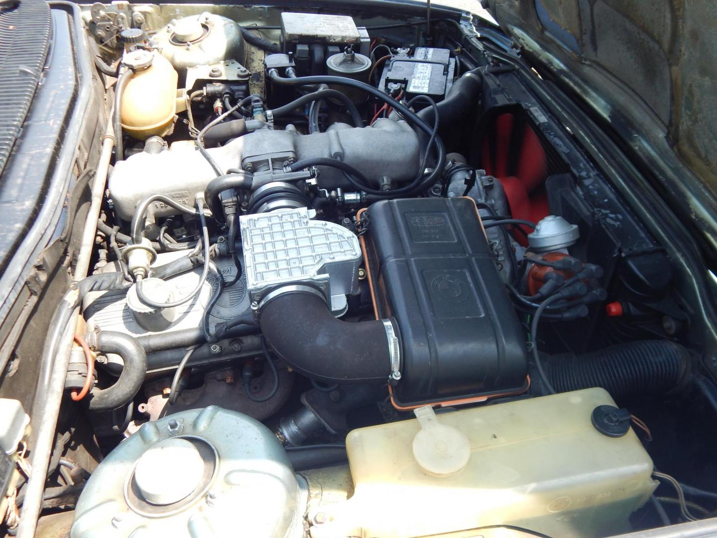 1979 Blue /Blue BMW 733i (5775258) , Manual transmission, located at 6528 Lower York Road, New Hope, PA, 18938, (215) 862-9555, 40.358707, -74.977882 - Here we have a very cool BMW 733i with a 4 speed manual transmission. Options include: blue leather, Blaupunkt aftermarket radio, power windows, moonroof, 14 inch alloy wheels, 4 General Altimax tires and chrome side view mirror caps. Pa inspected until 8/25. The blower motor is not currently workin - Photo#21