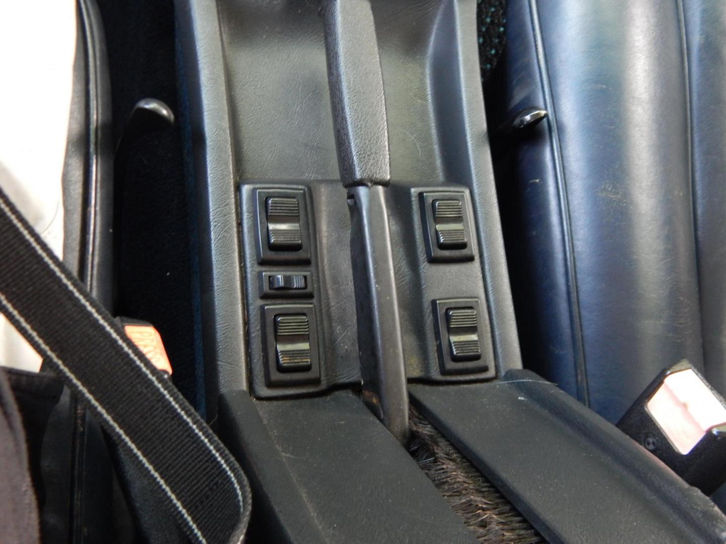 1979 Blue /Blue BMW 733i (5775258) , Manual transmission, located at 6528 Lower York Road, New Hope, PA, 18938, (215) 862-9555, 40.358707, -74.977882 - Here we have a very cool BMW 733i with a 4 speed manual transmission. Options include: blue leather, Blaupunkt aftermarket radio, power windows, moonroof, 14 inch alloy wheels, 4 General Altimax tires and chrome side view mirror caps. Pa inspected until 8/25. The blower motor is not currently workin - Photo#29