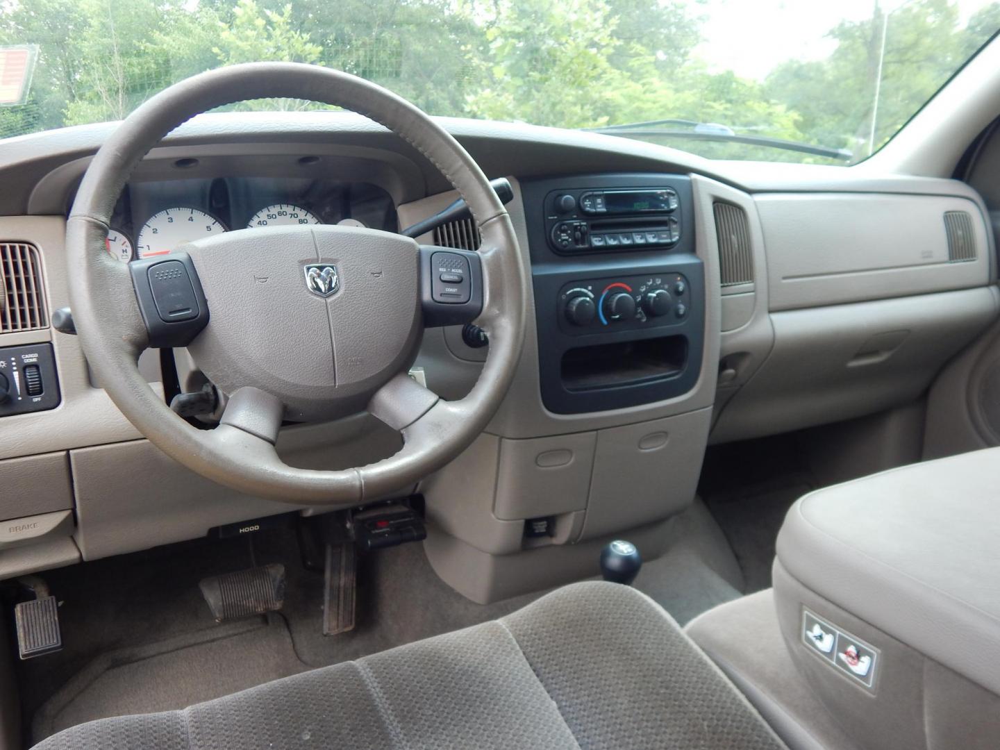 2004 Silver /Gray Dodge Ram 2500 Laramie Quad Cab 4WD (3D7KU28D94G) with an 5.7L V8 OHV 16V engine, Automatic transmission, located at 6528 Lower York Road, New Hope, PA, 18938, (215) 862-9555, 40.358707, -74.977882 - Here we have a 2004 Dodge Ram 2500 with a 5.7L V8 putting power to an automatic 4x4 transmission. Options include: gray cloth, keyless entry, 2 keys and 2 remotes, cruise control, tilt steering wheel, AC, power windows, power locks, power mirrors, AM/FM/CD radio, 6 seats, 17 inch wheels, tow hitch, - Photo#14