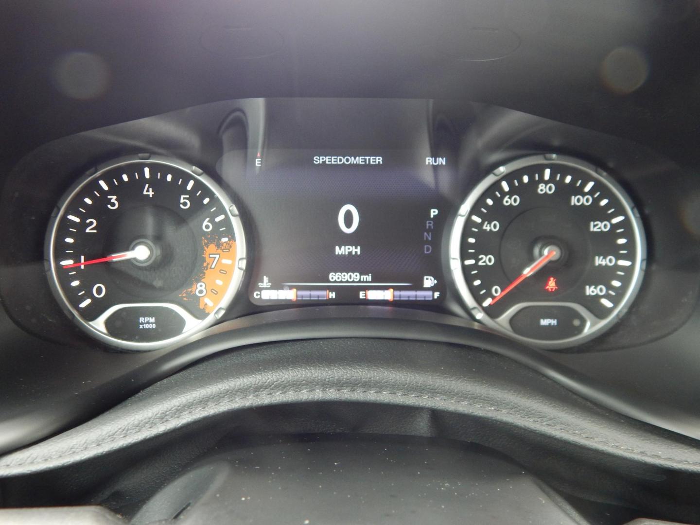 2018 Silver /Black Jeep Renegade Limited 4WD (ZACCJBDB5JP) with an 2.4L L4 DOHC 16V engine, 9A transmission, located at 6528 Lower York Road, New Hope, PA, 18938, (215) 862-9555, 40.358707, -74.977882 - Photo#24