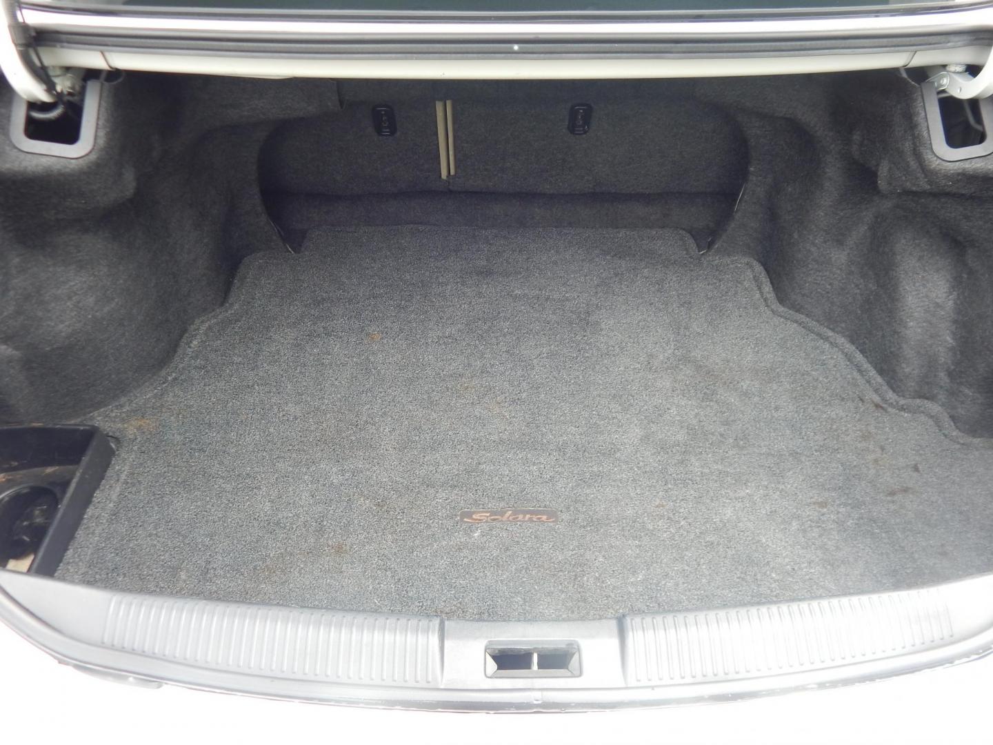 2004 White /Tan Toyota Camry Solara SE (4T1CE38PX4U) with an 2.4L L4 DOHC 24V engine, Automatic transmission, located at 6528 Lower York Road, New Hope, PA, 18938, (215) 862-9555, 40.358707, -74.977882 - Here we have a Toyota Solara with a 2.4L 4 cylinder engine putting power to the front wheels via a smooth shifting automatic transmission. Options include: tan cloth, cold AC, heat, AM/FM/CD radio, cruise control, tilt steering wheel, power windows, power locks, aftermarket alarm system, power mirro - Photo#13