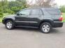 2007 Gray /Gray Toyota 4Runner SR5 4WD (JTEBU14R378) with an 4.0L V6 DOHC 24V engine, 5-Speed Automatic Overdrive transmission, located at 6528 Lower York Road, New Hope, PA, 18938, (215) 862-9555, 40.358707, -74.977882 - Here we have a very well kept, 2 owner, 4 Runner with a 4.0L V6 putting power to the ground via a smooth shifting 4x4 automatic transmission. Options include: gray cloth, cold AC, heat, AM/FM/CD/AUX radio, power sunroof, power rear lowering tailgate glass, cruise control, tilt steering wheel, fog li - Photo#2