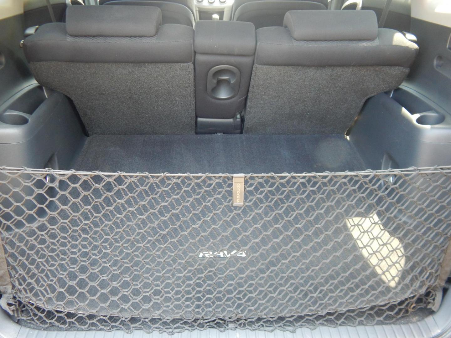 2008 Gray /Black Toyota RAV4 Sport I4 4WD (JTMBD32V386) with an 2.4L L4 DOHC 16V engine, 4-Speed Automatic transmission, located at 6528 Lower York Road, New Hope, PA, 18938, (215) 862-9555, 40.358707, -74.977882 - Here we have a 2008 Toyota RAV4 with a 2.4L inline 4 cylinder putting power to all four wheels via a smooth shifting automatic transmission. Options include: black cloth, AC, heat, front and rear window defrost, sunroof, AM/FM/CD/AUX/SAT radio, cruise control, tilt steering wheel, power windows/lock - Photo#15
