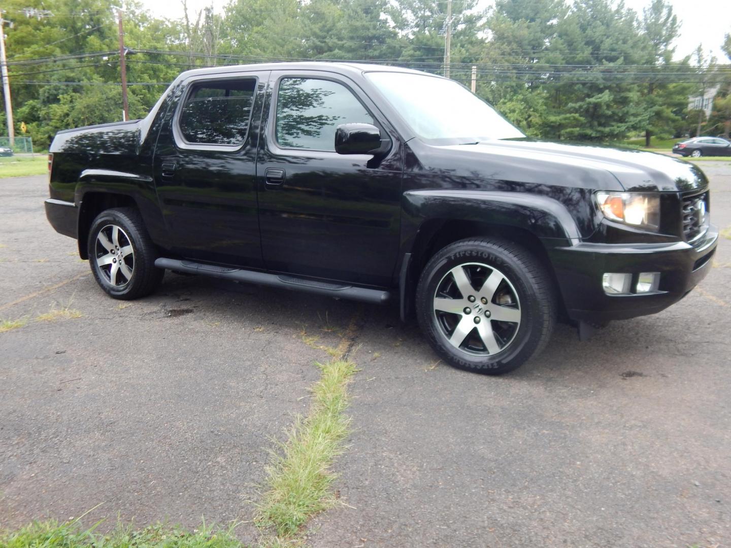2014 Black /Black Honda Ridgeline SE (5FPYK1F65EB) with an 3.5L V6 SOHC 24V engine, 5-Speed Automatic transmission, located at 6528 Lower York Road, New Hope, PA, 18938, (215) 862-9555, 40.358707, -74.977882 - Here we have a beautifully well kept, ONE OWNER, 20k original miles, 2014 Honda Ridgeline with a 3.5L V6 putting power to the ground via a 4x4 automatic transmission. Options include: black leather, power drivers seat, heated front seats, dual climate controls, AM/FM/CD/AUX/XM radio with navigation, - Photo#6