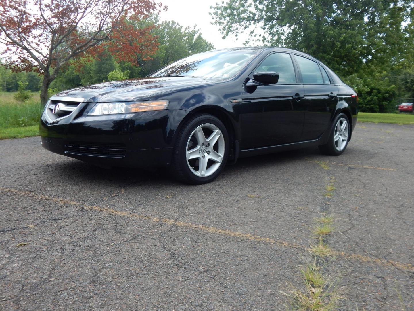 2006 Black /Black Acura TL 5-Speed AT (19UUA66246A) with an 3.2L V6 SOHC 24V engine, 5-Speed Automatic Overdrive transmission, located at 6528 Lower York Road, New Hope, PA, 18938, (215) 862-9555, 40.358707, -74.977882 - Here we have a beautifully well kept, ONE OWNER and 46 service records, Acura TL with a 3.2L V6 putting power to the front wheels via an automatic transmission. Options include: black leather, power seats, heated front seats, AM/FM/CD/TAPE/XM radio with navigation, dual climate controls, 2 keys, cru - Photo#0