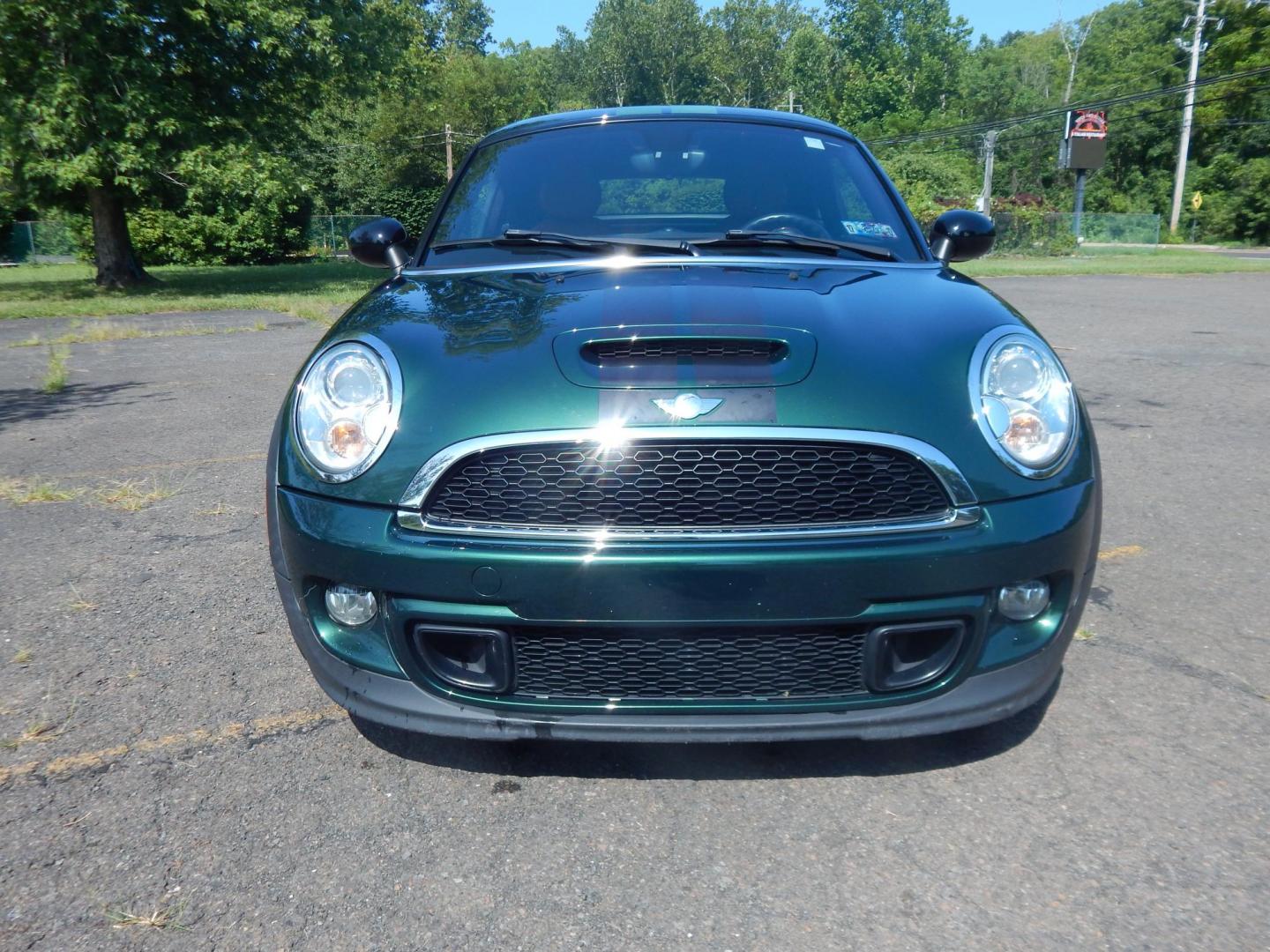 2013 Green /Tan Mini Cooper Coupe S (WMWSX3C59DT) with an 1.6L L4 DOHC 16V TURBO engine, Automatic transmission, located at 6528 Lower York Road, New Hope, PA, 18938, (215) 862-9555, 40.358707, -74.977882 - Here we have a very cool, ONE OWNER, 2013 Mini Cooper Coupe S with a 1.6L inline 4 cylinder turbo engine putting power to front wheels via an automatic transmission. Options include: light brown/tan leather interior, heated seats, heat, A/C, AM/FM/CD/BT PHONE radio, tilt steering wheel, power window - Photo#6