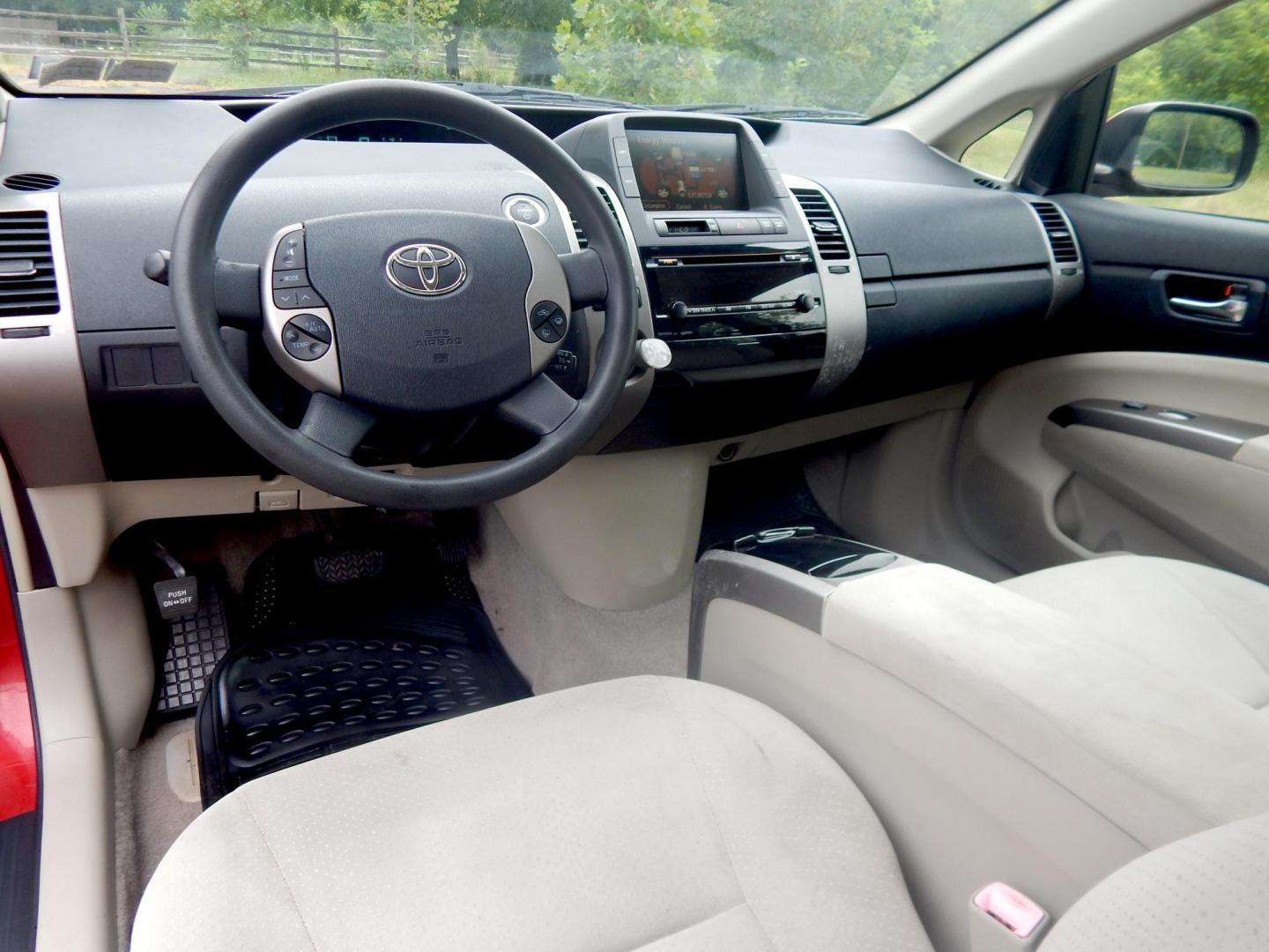 2007 Red /Tan Toyota Prius 4-Door Liftback (JTDKB20UX77) with an 1.5L L4 DOHC 16V HYBRID engine, Automatic CVT Overdrive transmission, located at 6528 Lower York Road, New Hope, PA, 18938, (215) 862-9555, 40.358707, -74.977882 - Here we have a 2007 Toyota Prius with a 1.5L 4 cylinder hybrid engine putting power to the front wheels via an automatic transmission. Options include: tan cloth seats, manual sliding seats, AM/FM/CD/AUX radio, cold AC, heat, cruise control, front and rear windshield defrost, tilt steering wheel, po - Photo#13
