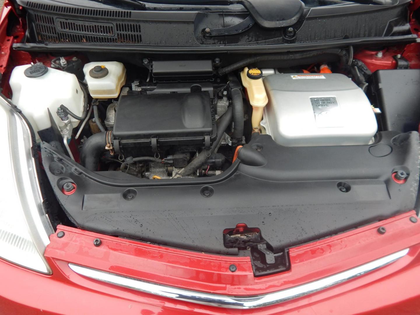 2007 Red /Tan Toyota Prius 4-Door Liftback (JTDKB20UX77) with an 1.5L L4 DOHC 16V HYBRID engine, Automatic CVT Overdrive transmission, located at 6528 Lower York Road, New Hope, PA, 18938, (215) 862-9555, 40.358707, -74.977882 - Here we have a 2007 Toyota Prius with a 1.5L 4 cylinder hybrid engine putting power to the front wheels via an automatic transmission. Options include: tan cloth seats, manual sliding seats, AM/FM/CD/AUX radio, cold AC, heat, cruise control, front and rear windshield defrost, tilt steering wheel, po - Photo#16