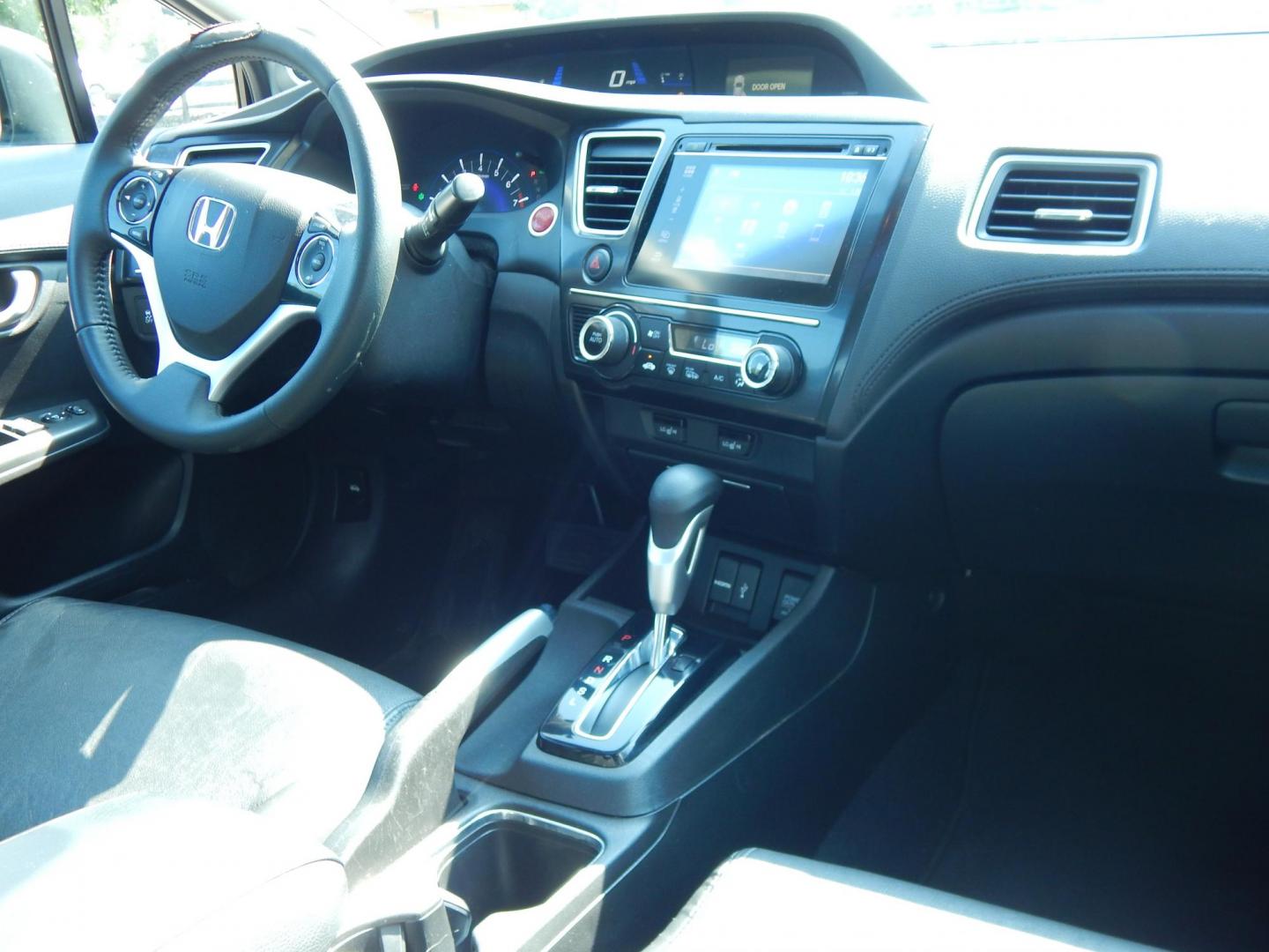 2015 Black /Black Honda Civic EX-L Sedan CVT (19XFB2F9XFE) with an 1.8L L4 SOHC 16V engine, Continuously Variable Transmission transmission, located at 6528 Lower York Road, New Hope, PA, 18938, (215) 862-9555, 40.358707, -74.977882 - Here we have a 2015 Honda Civic with a 1.8L 4 cylinder engine putting power to the front wheels via an automatic CVT transmission. Options include: black leather, power drivers seat, front heated seats, cold AC, heat, sunroof, front and rear defrost, AM/FM/CD/BLUETOOTH radio, back up camera, passeng - Photo#18