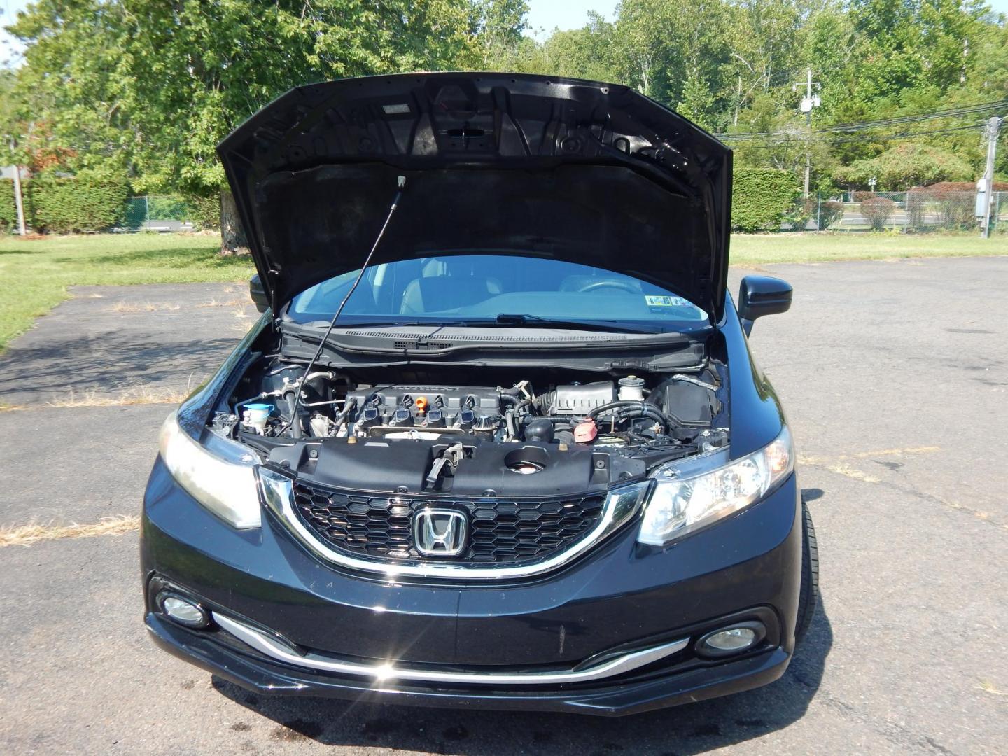 2015 Black /Black Honda Civic EX-L Sedan CVT (19XFB2F9XFE) with an 1.8L L4 SOHC 16V engine, Continuously Variable Transmission transmission, located at 6528 Lower York Road, New Hope, PA, 18938, (215) 862-9555, 40.358707, -74.977882 - Here we have a 2015 Honda Civic with a 1.8L 4 cylinder engine putting power to the front wheels via an automatic CVT transmission. Options include: black leather, power drivers seat, front heated seats, cold AC, heat, sunroof, front and rear defrost, AM/FM/CD/BLUETOOTH radio, back up camera, passeng - Photo#20
