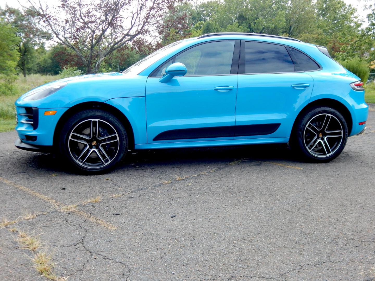 2021 Blue /Black Porsche Macan Base (WP1AA2A59ML) with an 3.6L V6 DOHC 24V TWIN-TURBO engine, 7A transmission, located at 6528 Lower York Road, New Hope, PA, 18938, (215) 862-9555, 40.358707, -74.977882 - Photo#1