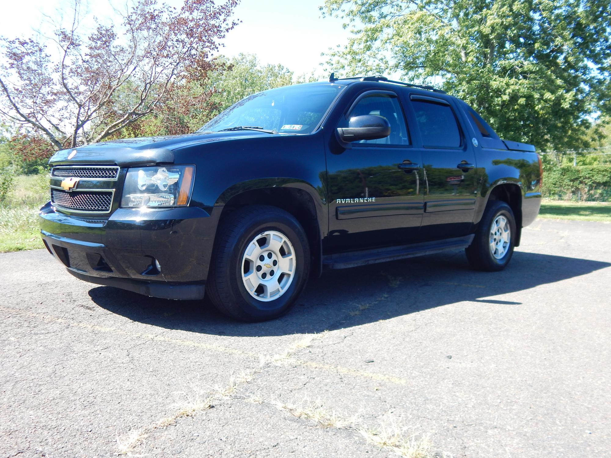 photo of 2013 Chevrolet Avalanche LT Black Diamond 