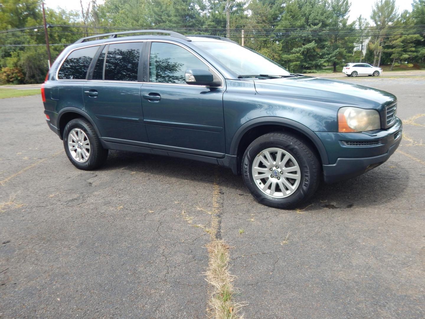2008 Gray /grey Volvo XC90 3.2 AWD (YV4CZ982681) with an 3.2L L6 DOHC 24V engine, 6-Speed Automatic Overdrive transmission, located at 6528 Lower York Road, New Hope, PA, 18938, (215) 862-9555, 40.358707, -74.977882 - 2008 Volvo XC 90 3.2. I6, All Wheel Drive, auto trans, tilt wheel, cruise control, power windows, mirrors, central locking system, 3rd row seating, dual front power seats, dual climate control, power moonroof, roof rails, rear defrost and wiper, fog lights, AM/FM/CD sound system, 17" factory alloy w - Photo#6