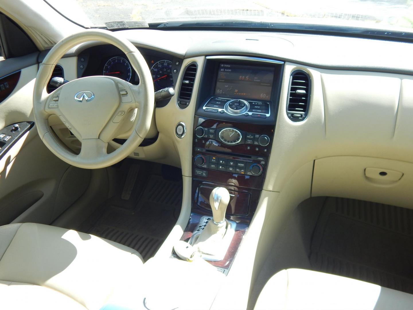 2008 Silver /Tan Infiniti EX EX35 AWD (JNKAJ09F18M) with an 3.5L V6 DOHC 24V engine, 5-Speed Automatic Overdrive transmission, located at 6528 Lower York Road, New Hope, PA, 18938, (215) 862-9555, 40.358707, -74.977882 - Here we have a very clean, Infiniti EX35 with a 3.5L V6 putting power to the ground via a smooth shifting AWD automatic transmission. Options include: beige paint, tan leather, wood trim, dual power seats, heated front seats, power sunroof, power folding rear seats, dual climate controls, push butto - Photo#16