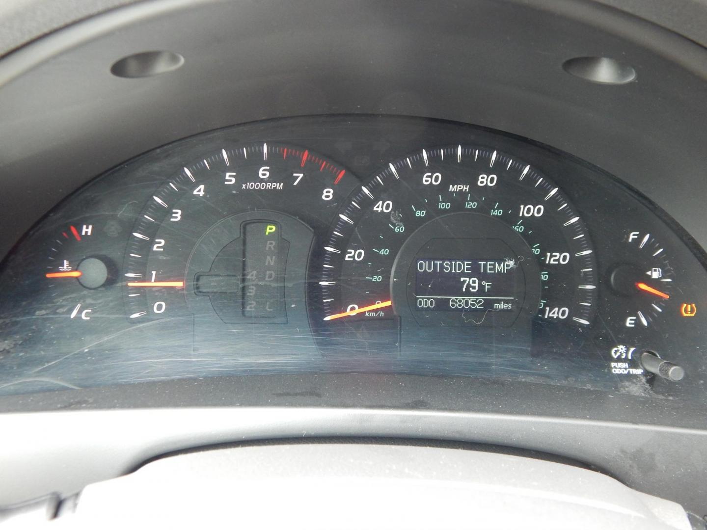 2007 Silver /Gray Toyota Camry XLE 5-Spd AT (4T1BE46K47U) with an 2.4L L4 DOHC 16V engine, 5-Speed Automatic Overdrive transmission, located at 6528 Lower York Road, New Hope, PA, 18938, (215) 862-9555, 40.358707, -74.977882 - Here we have a ONE OWNER, Toyota Camry with a 2.4L inline 4 cylinder engine putting power to the front wheels via a smooth shifting automatic transmission. Options include: gray leather, wood trim, power seats, sunroof, heated front seats, dual climate controls, AM/FM/CD/AUX radio, cruise control, t - Photo#21