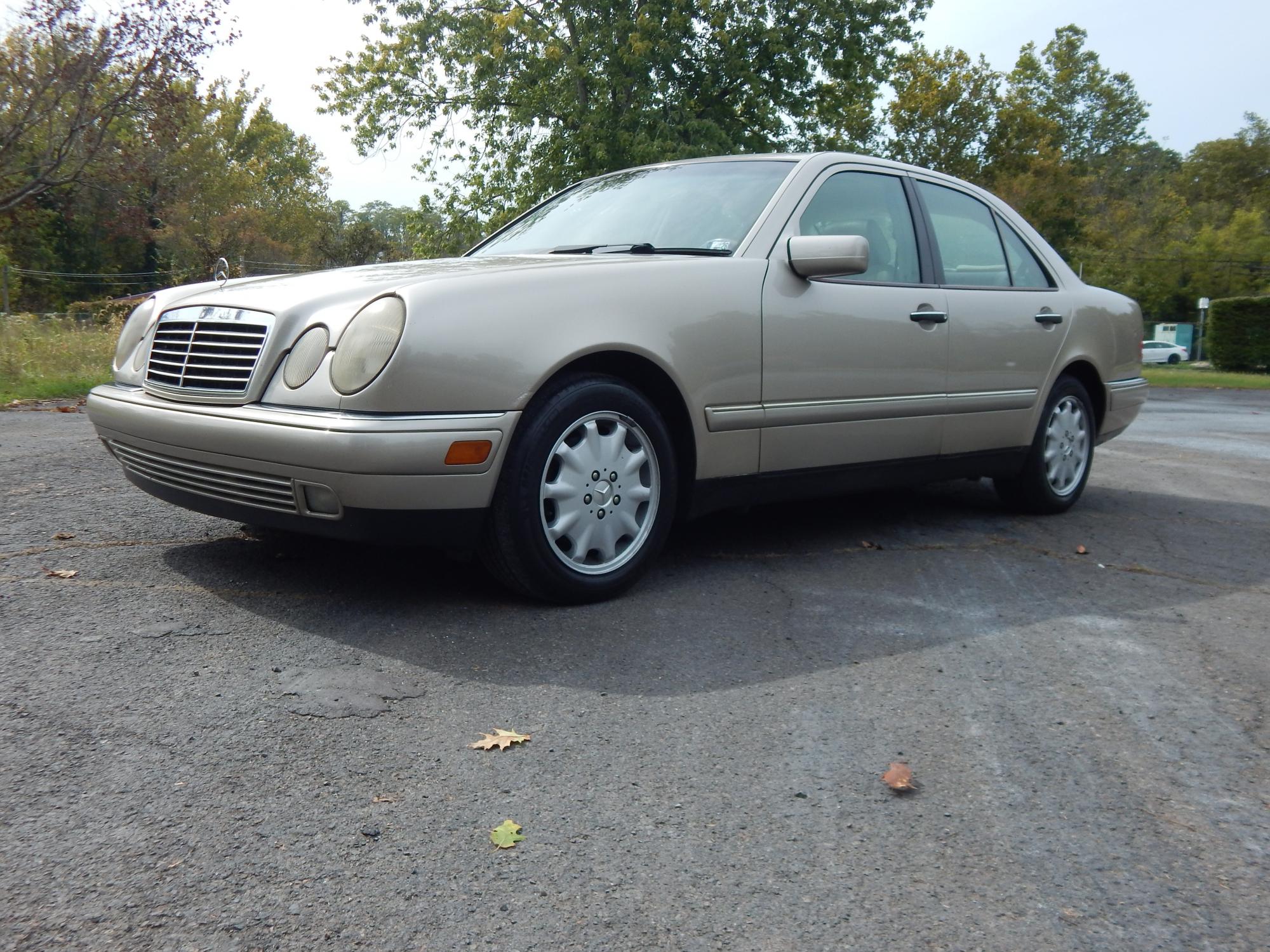 photo of 1999 Mercedes-Benz E-Class E300
