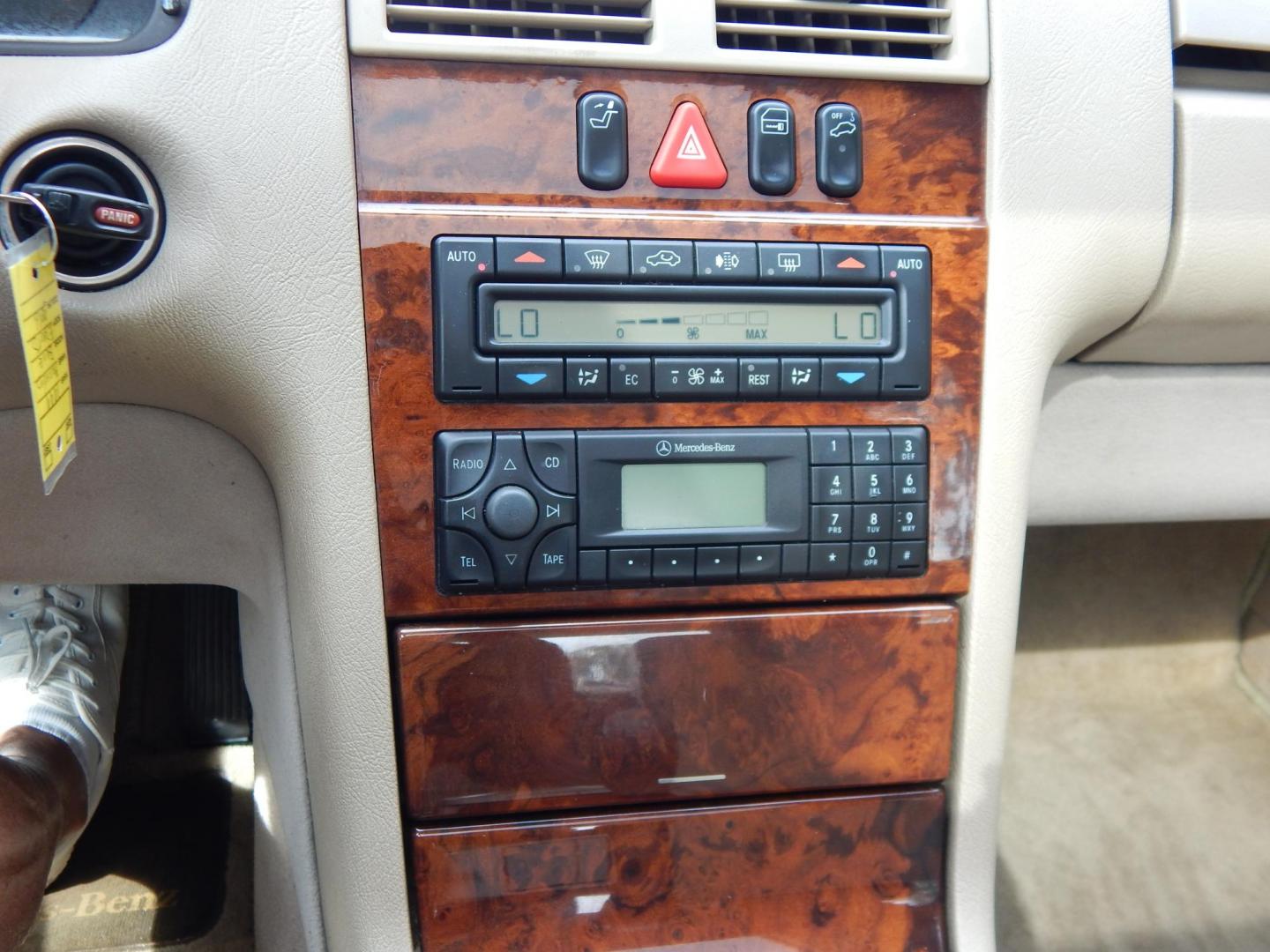 1999 Gold /Tan Mercedes-Benz E-Class E300 (WDBJF25HXXA) with an 3.0L L6 DOHC 24V TURBO DIESEL engine, 5-Speed Automatic Overdrive transmission, located at 6528 Lower York Road, New Hope, PA, 18938, (215) 862-9555, 40.358707, -74.977882 - Here we have a very nicely kept, 2 owner and no accident, 1999 Mercedes E300 with a 3.0L inline 6 cylinder turbo Diesel engine putting power to the rear wheels via an automatic transmission. Options include: tan leather with wood trim, sunroof, power seats, memory seats, AM/FM/CD/TAPE radio, dual cl - Photo#24