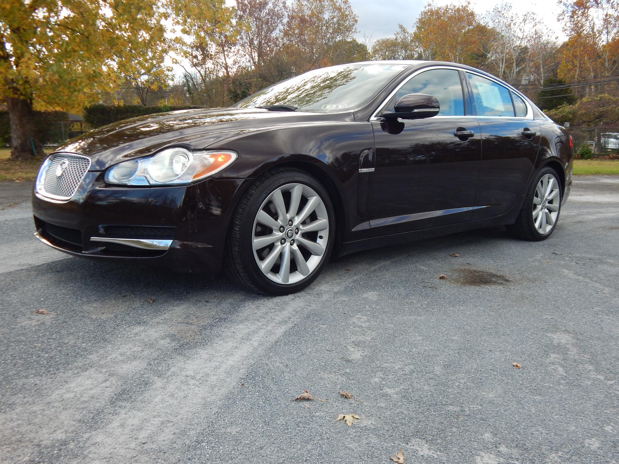 photo of 2011 Jaguar XF-Series XF Premium