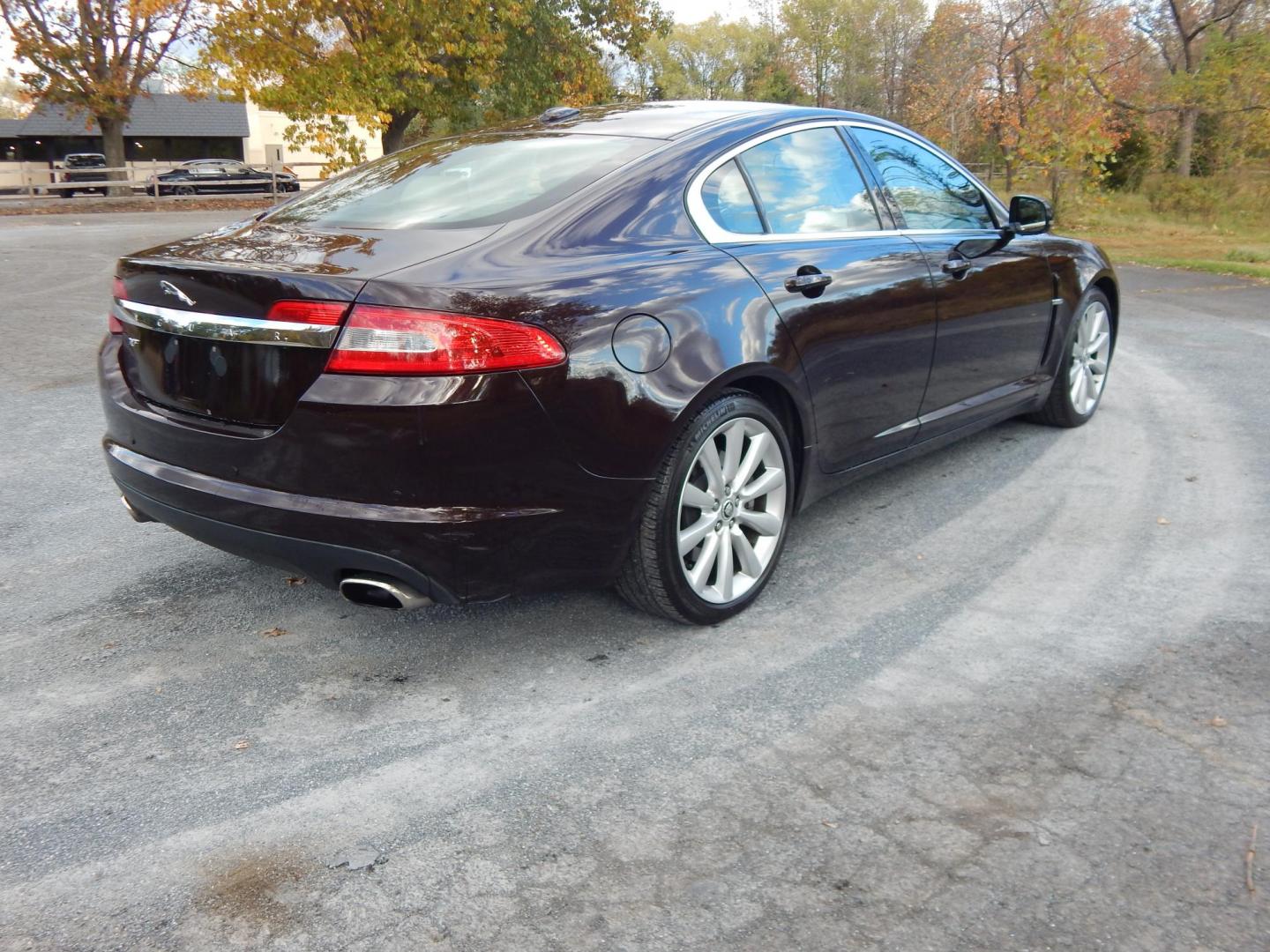 2011 Black /Tan Jaguar XF-Series XF Premium (SAJWA0GBXBL) with an 5.0L V8 DOHC 32V engine, 6-Speed Automatic transmission, located at 6528 Lower York Road, New Hope, PA, 18938, (215) 862-9555, 40.358707, -74.977882 - Here we have a very good looking and driving, ONE OWNER/NO ACCIDENTS, Jaguar XF with a 5.0L V8 putting power to the rear wheels via a smooth shifting automatic transmission. Options include: very nice paint color almost a purple/plum/red color not black, tan leather, wood trim, sunroof, power seats, - Photo#3