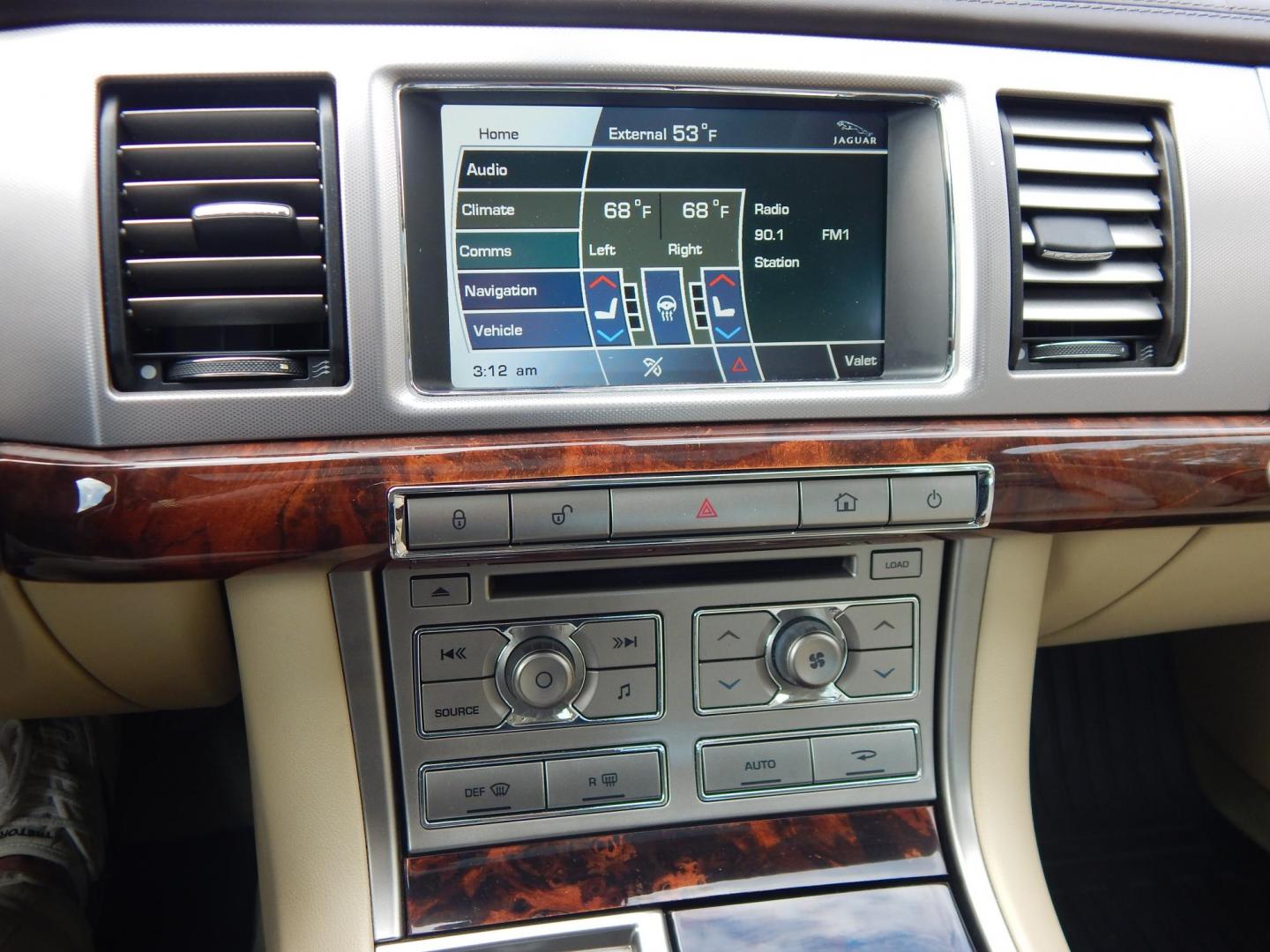 2011 Black /Tan Jaguar XF-Series XF Premium (SAJWA0GBXBL) with an 5.0L V8 DOHC 32V engine, 6-Speed Automatic transmission, located at 6528 Lower York Road, New Hope, PA, 18938, (215) 862-9555, 40.358707, -74.977882 - Here we have a very good looking and driving, ONE OWNER/NO ACCIDENTS, Jaguar XF with a 5.0L V8 putting power to the rear wheels via a smooth shifting automatic transmission. Options include: very nice paint color almost a purple/plum/red color not black, tan leather, wood trim, sunroof, power seats, - Photo#24
