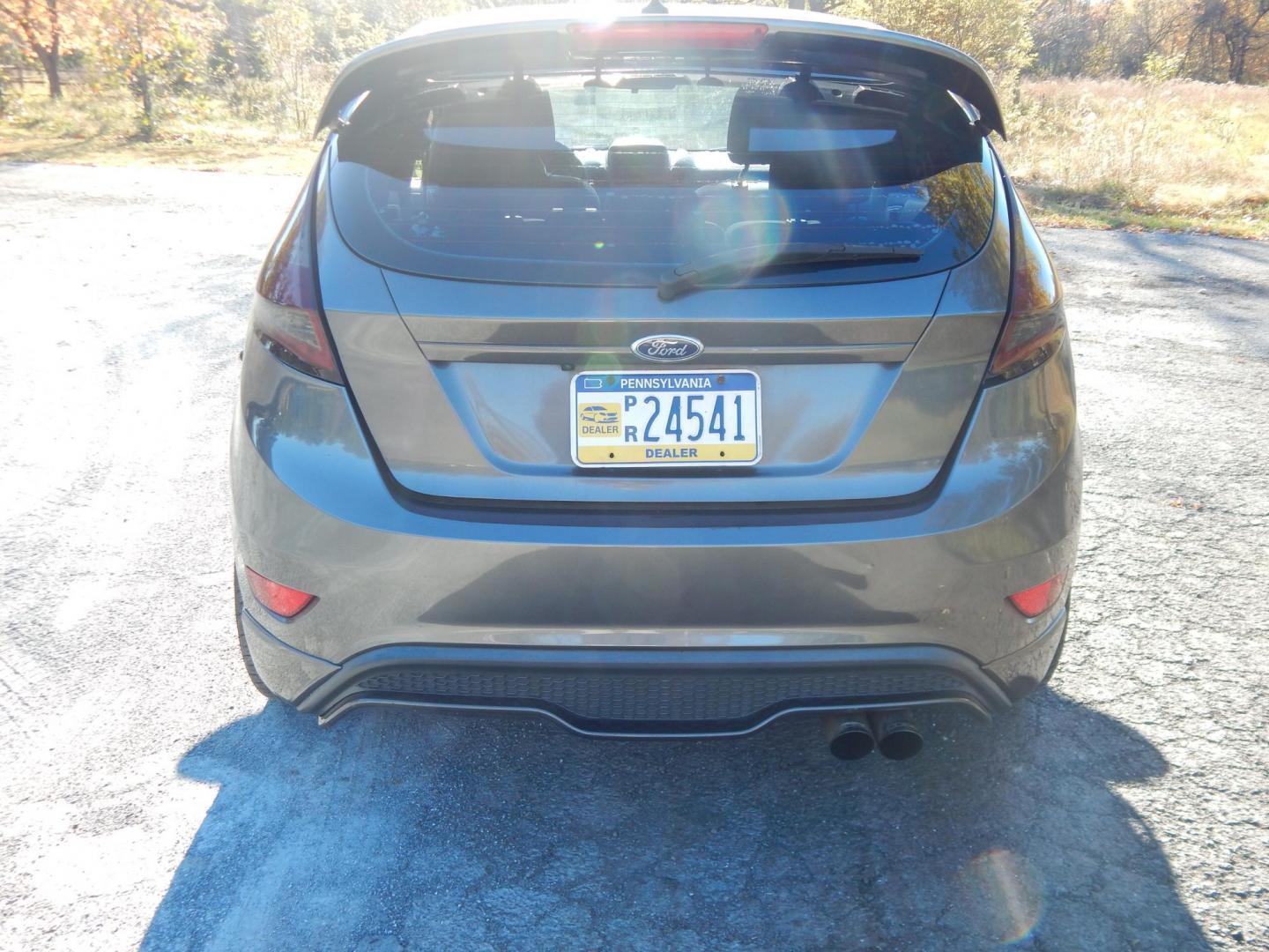 2016 Gray /Black Ford Fiesta ST Hatchback (3FADP4GX1GM) with an 1.6L Turbo engine, 6M transmission, located at 6528 Lower York Road, New Hope, PA, 18938, (215) 862-9555, 40.358707, -74.977882 - Here we have a very fun to drive, Ford Fiesta ST with a 1.6L turbo engine putting power to the front wheels via a 6 speed manual transmission. Options include: black cloth, heated front seats, AC/heat, AM/FM/CD/SAT/BLUETOOTH radio, cruise control, tilt steering wheel, automatic headlights, power win - Photo#7