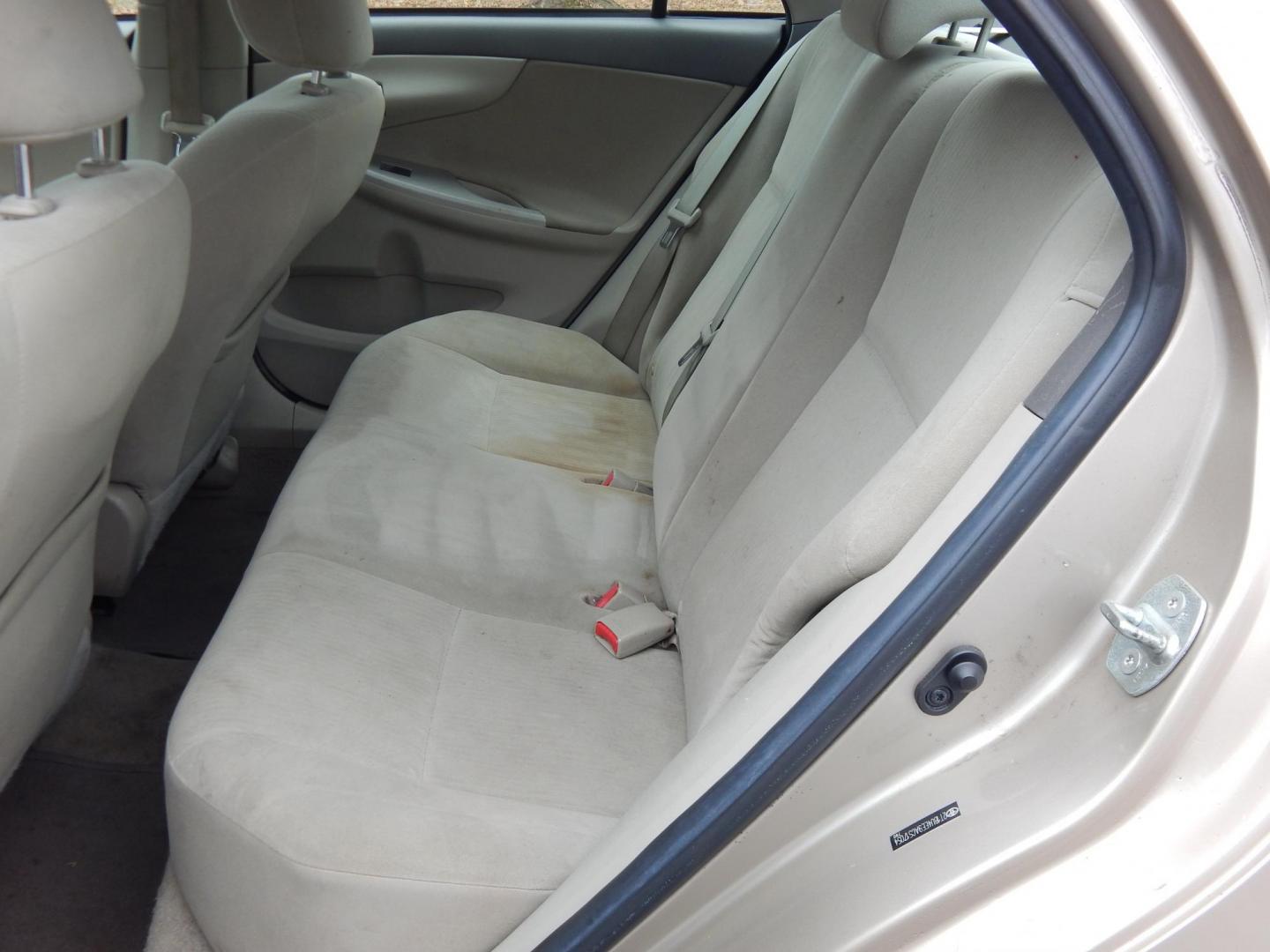 2010 Gold /Tan cloth Toyota Corolla Base 4-Speed AT (2T1BU4EE9AC) with an 1.8L L4 DOHC 16V engine, 4-Speed Automatic transmission, located at 6528 Lower York Road, New Hope, PA, 18938, (215) 862-9555, 40.358707, -74.977882 - Here is a clean, ONE OWNER great running 2010 Toyota Corolla in Gokld with tan cloth interior, front, side, and rear airbags, AM/FM/6Cd player AUX, 1.8 Liter I4 automatic transmission, FWD, PA inspected thru to 08/26, rear defrost, traction control, 4 Goodyear tires in good condition, Price excludes - Photo#10