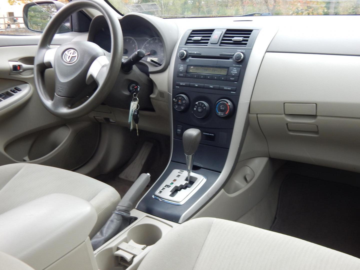 2010 Gold /Tan cloth Toyota Corolla Base 4-Speed AT (2T1BU4EE9AC) with an 1.8L L4 DOHC 16V engine, 4-Speed Automatic transmission, located at 6528 Lower York Road, New Hope, PA, 18938, (215) 862-9555, 40.358707, -74.977882 - Here is a clean, ONE OWNER great running 2010 Toyota Corolla in Gokld with tan cloth interior, front, side, and rear airbags, AM/FM/6Cd player AUX, 1.8 Liter I4 automatic transmission, FWD, PA inspected thru to 08/26, rear defrost, traction control, 4 Goodyear tires in good condition, Price excludes - Photo#14