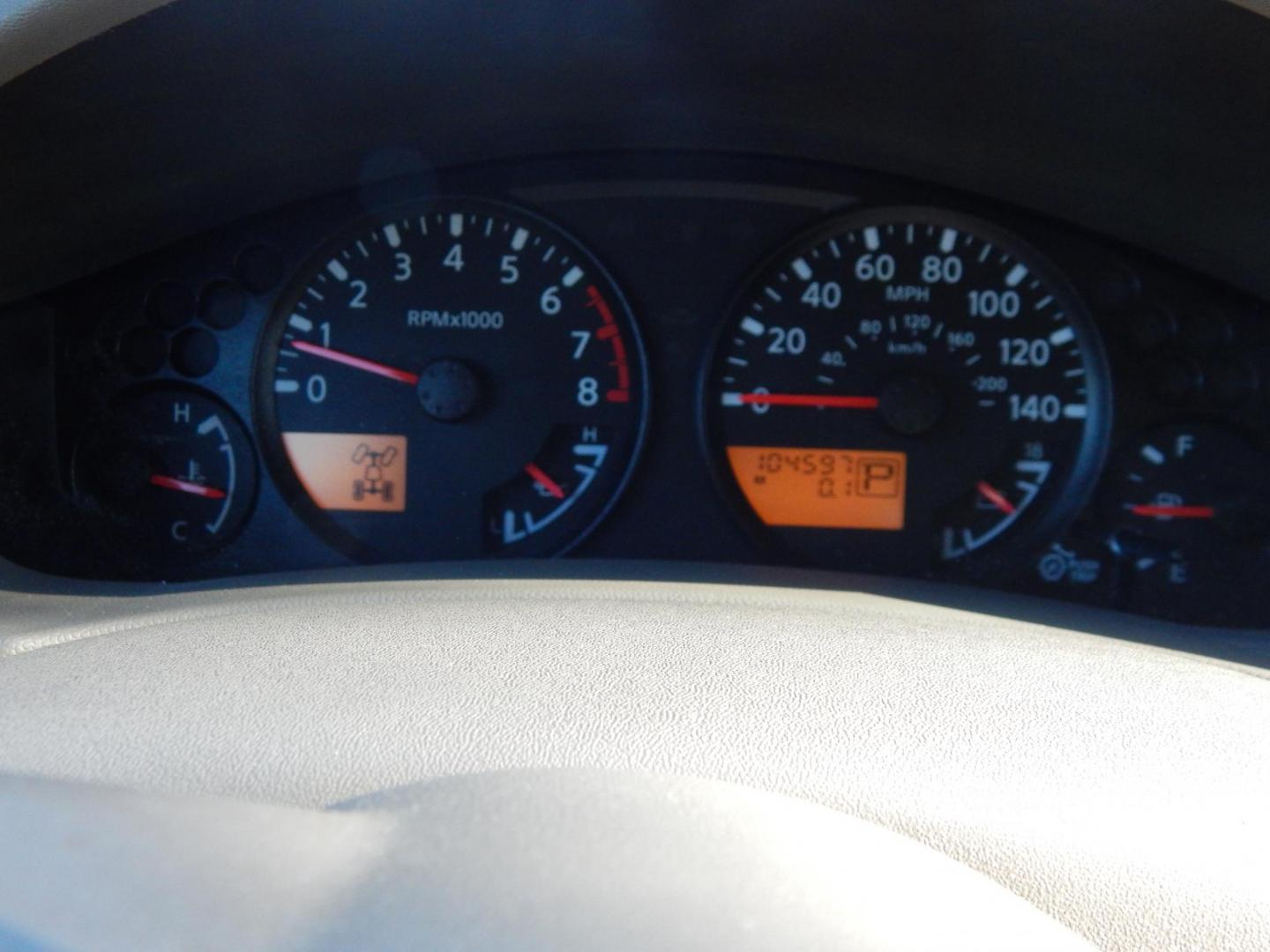 2010 White /Tan Nissan Frontier SE V6 4WD (1N6AD0CWXAC) with an 4.0L V6 DOHC 24V engine, 5-Speed Automatic transmission, located at 6528 Lower York Road, New Hope, PA, 18938, (215) 862-9555, 40.358707, -74.977882 - Here for sale is a very nice 2010 Nissan Frontier SE extended cab pickup truck. Under the hood is a strong running 4.0 liter V6 which puts power to 2 or 4 wheels via a smooth shifting automatic transmission. Features include; Keyless entry with one master key, power windows, power locks, power mir - Photo#20