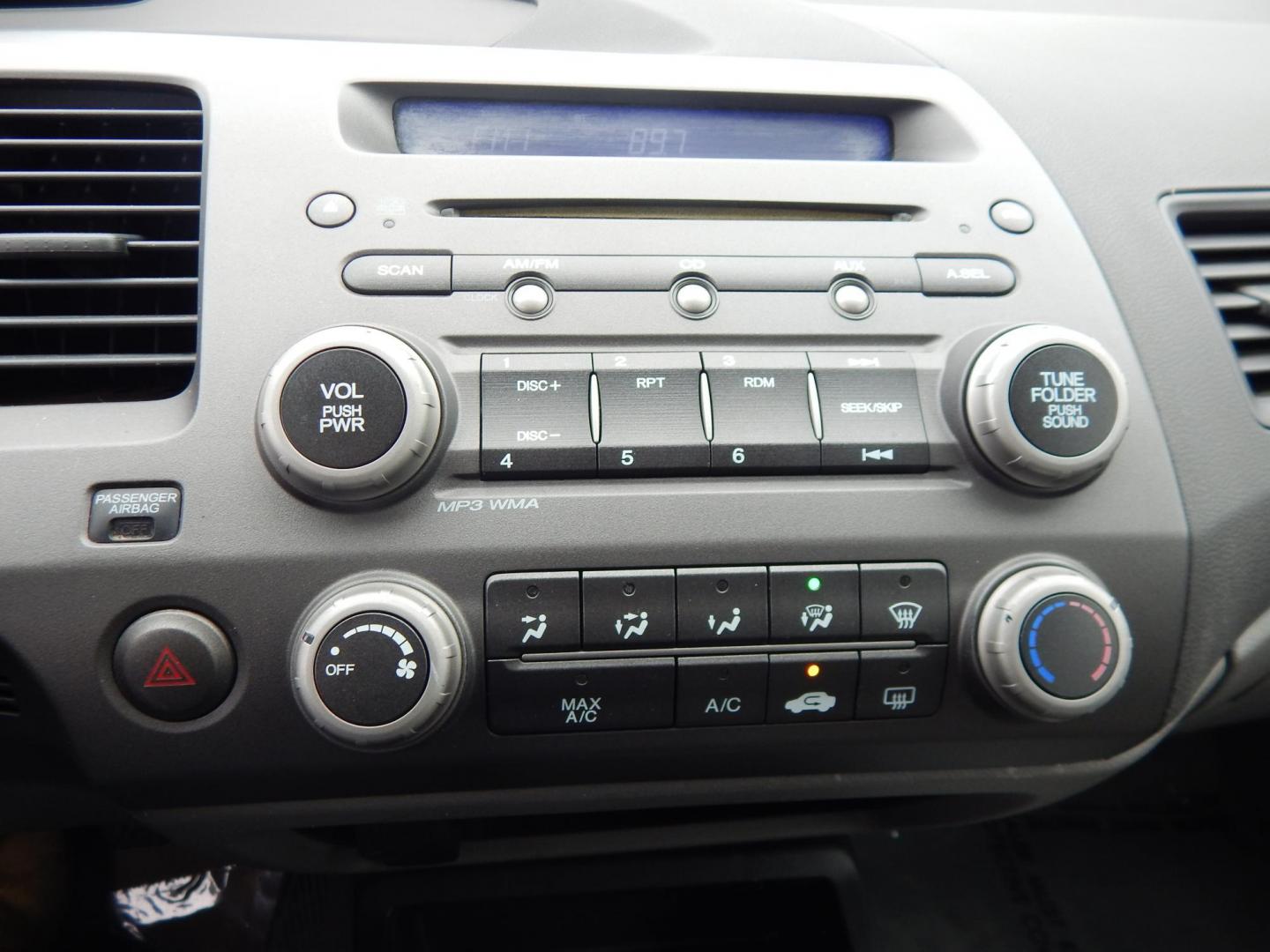 2008 Blue /Gray Honda Civic LX Sedan (1HGFA15528L) with an 1.8L L4 SOHC 16V engine, 5-Speed Manual Overdrive transmission, located at 6528 Lower York Road, New Hope, PA, 18938, (215) 862-9555, 40.358707, -74.977882 - Here we have a ONE OWNER, Honda Civic with a 1.8L inline 4 cylinder engine putting power to the front wheels via a smooth shifting 5 speed manual transmission. Options include: gray cloth, manual seats, AC, heat, AM/FM/CD/AUX radio, tilt steering wheel, cruise control, power windows/locks/mirrors an - Photo#24