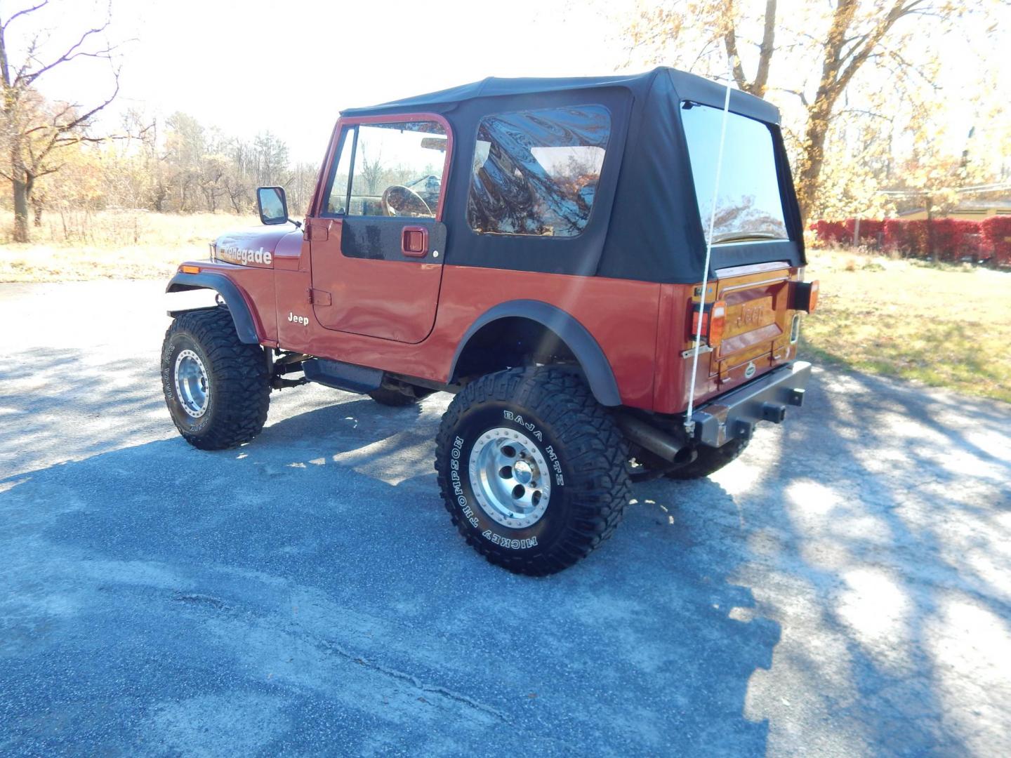 1984 Burgundy /Black Jeep CJ7 Renegade (1JCCM87A7ET) with an 4.2L L6 OHV engine, 4-Speed manual transmission, located at 6528 Lower York Road, New Hope, PA, 18938, (215) 862-9555, 40.358707, -74.977882 - Photo#2