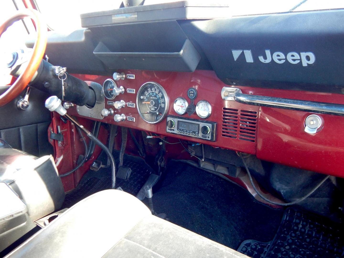 1984 Burgundy /Black Jeep CJ7 Renegade (1JCCM87A7ET) with an 4.2L L6 OHV engine, 4-Speed manual transmission, located at 6528 Lower York Road, New Hope, PA, 18938, (215) 862-9555, 40.358707, -74.977882 - Photo#13