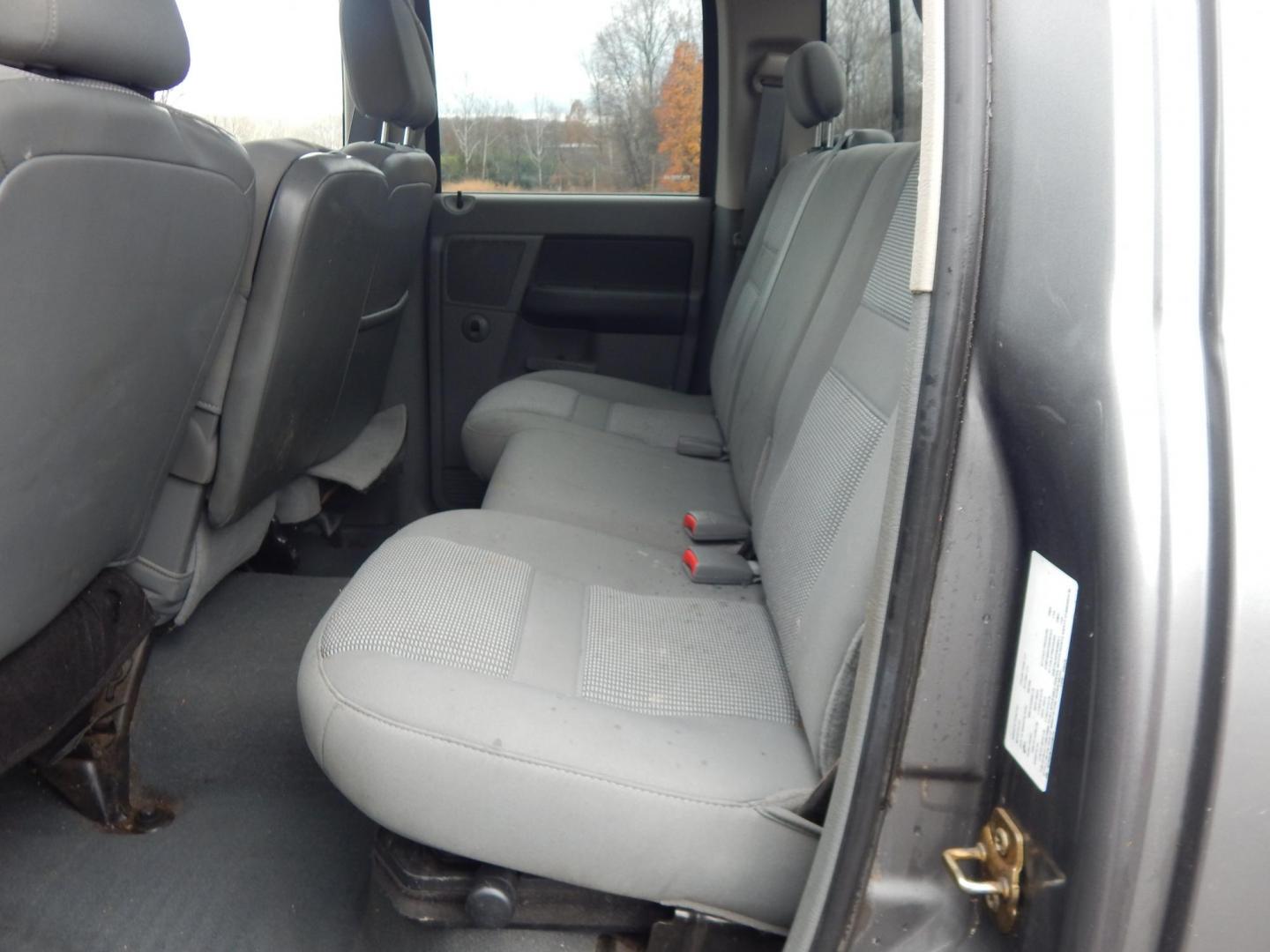 2007 Gray /gray Dodge Ram 2500 Laramie Quad Cab 4WD (1D7KS28C37J) with an 5.9L L6 OHV 24V TURBO DIESEL engine, Automatic transmission, located at 6528 Lower York Road, New Hope, PA, 18938, (215) 862-9555, 40.358707, -74.977882 - Photo#12