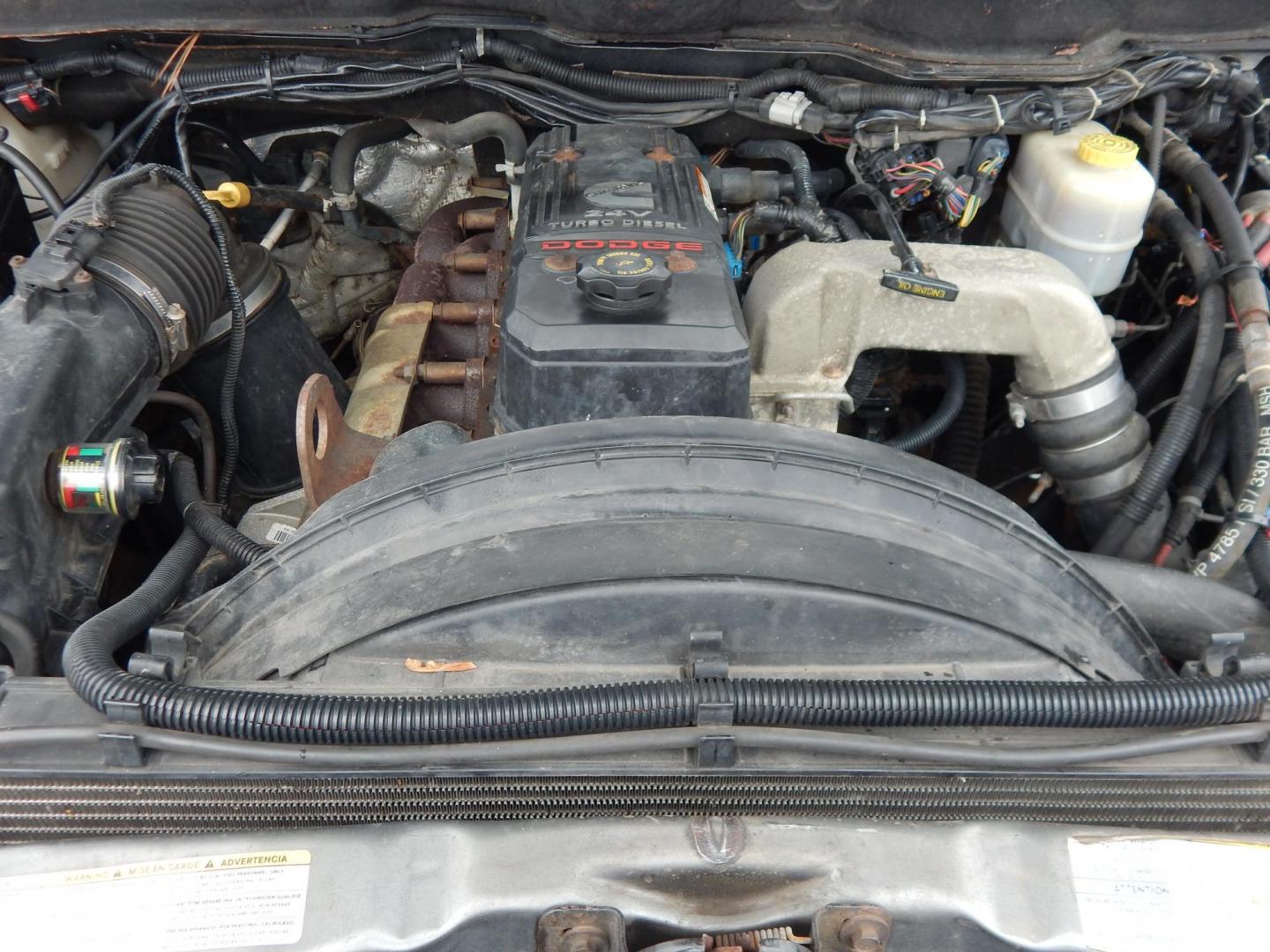 2007 Gray /gray Dodge Ram 2500 Laramie Quad Cab 4WD (1D7KS28C37J) with an 5.9L L6 OHV 24V TURBO DIESEL engine, Automatic transmission, located at 6528 Lower York Road, New Hope, PA, 18938, (215) 862-9555, 40.358707, -74.977882 - Photo#18