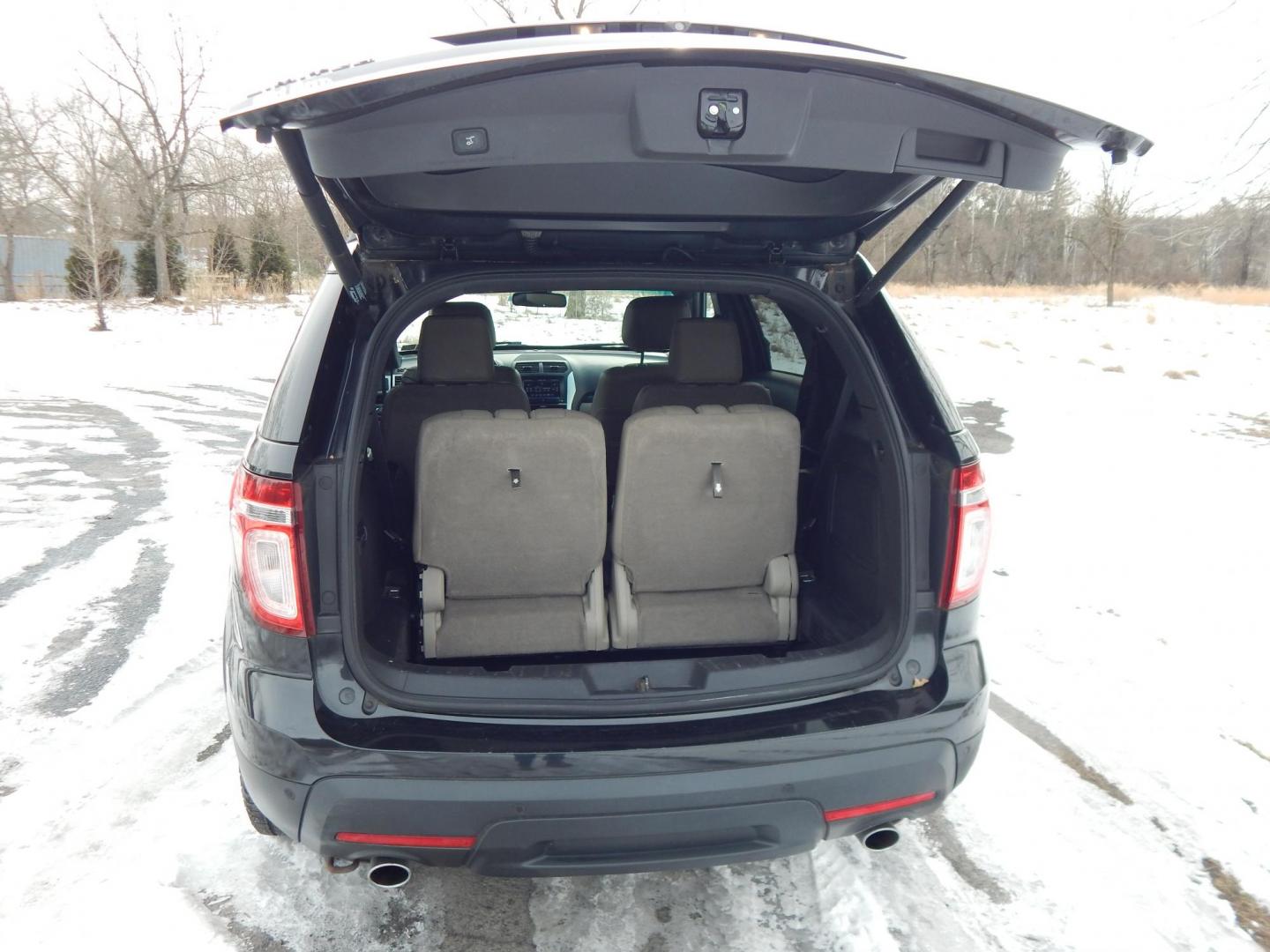 2014 Black /Tan Ford Explorer Limited 4WD (1FM5K8F87EG) with an 3.5L V6 DOHC 24V engine, 6-Speed Automatic transmission, located at 6528 Lower York Road, New Hope, PA, 18938, (215) 862-9555, 40.358707, -74.977882 - Here we have a Ford Explore Limited with a 3.5L V6 putting power to all four wheels via an automatic transmission. Options include: tan leather seats, power front seats, heated and cooled front seats, heated steering wheel, dual climate controls, AM/FM/CD/SIR/BT radio, push button start, power tilt - Photo#21