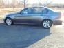 2006 Gray /Black BMW 3-Series 325xi Sedan (WBAVD135X6K) with an 3.0L L6 DOHC 24V engine, Manual transmission, located at 6528 Lower York Road, New Hope, PA, 18938, (215) 862-9555, 40.358707, -74.977882 - Here we have a BMW 3 series with a 3.0L inline 6 cylinder engine putting power to the ground via a AWD 6 speed manual transmission. Options include: black leather, wood trim, aftermarket radio, manual moving seats, sunroof, dual climate controls, tilt steering wheel, cruise control, automatic headli - Photo#4