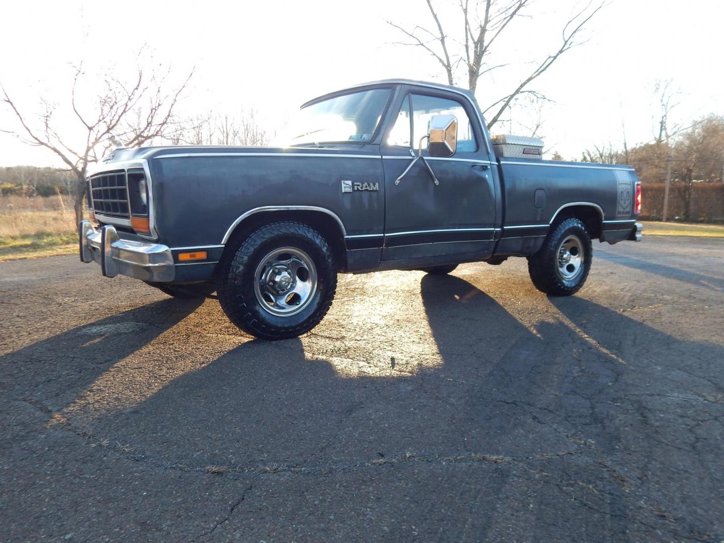 1985 Dodge D series's photo