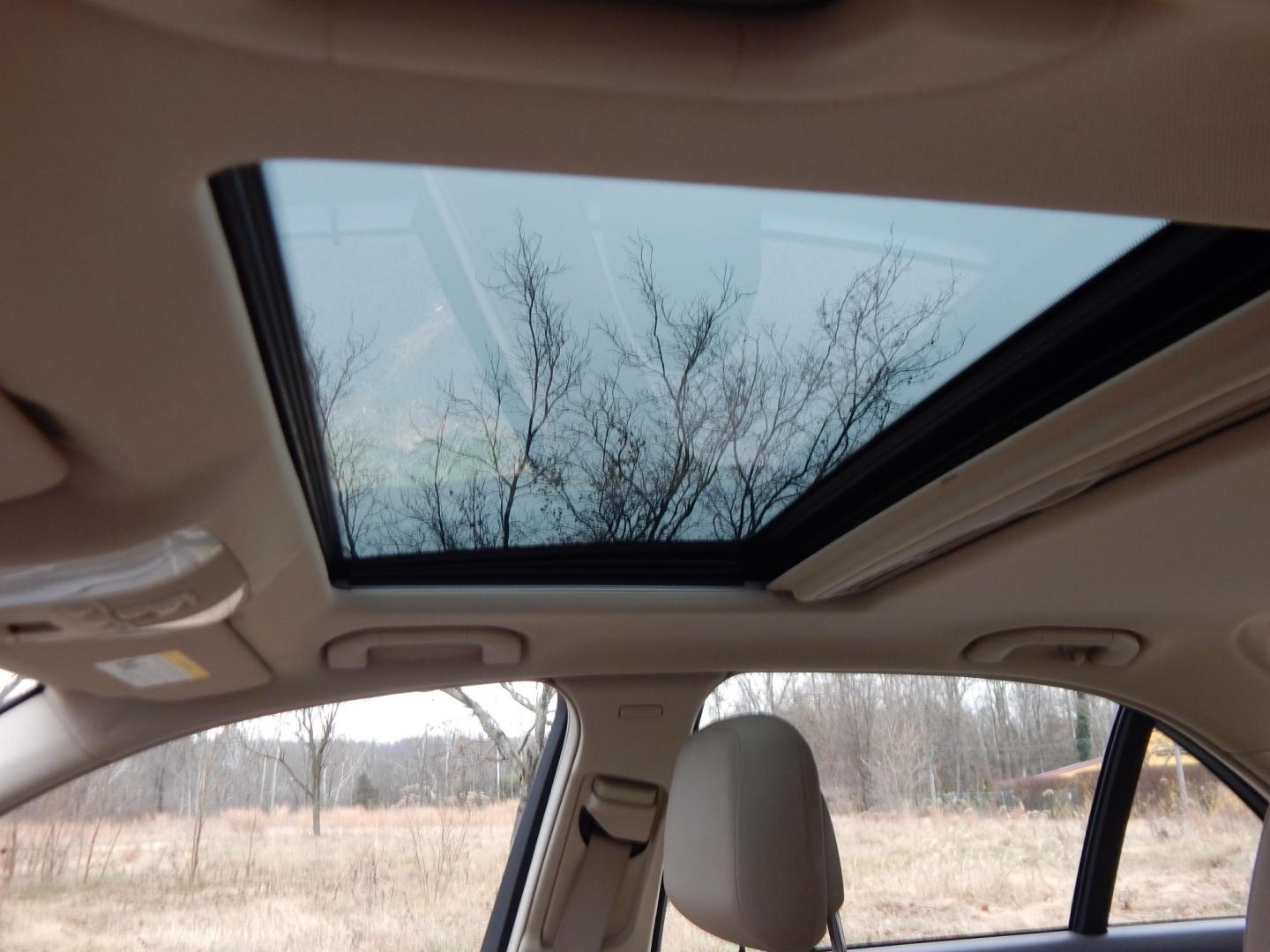 2014 Black /Tan Mercedes-Benz C-Class C300 4MATIC Sport Sedan (WDDGF8AB6EA) with an 3.0L V6 DOHC 24V engine, 7-Speed Automatic transmission, located at 6528 Lower York Road, New Hope, PA, 18938, (215) 862-9555, 40.358707, -74.977882 - Here we have a very nice Mercedes C300 with a V6 putting power to all four wheels via an automatic transmission. Options include: tan leather, wood trim, power seats, sunroof, heated front seats, AM/FM/CD/SIR/BLUETOOTH radio, Harman/Kardon speakers, dual climate controls, automatic headlights, fog l - Photo#14