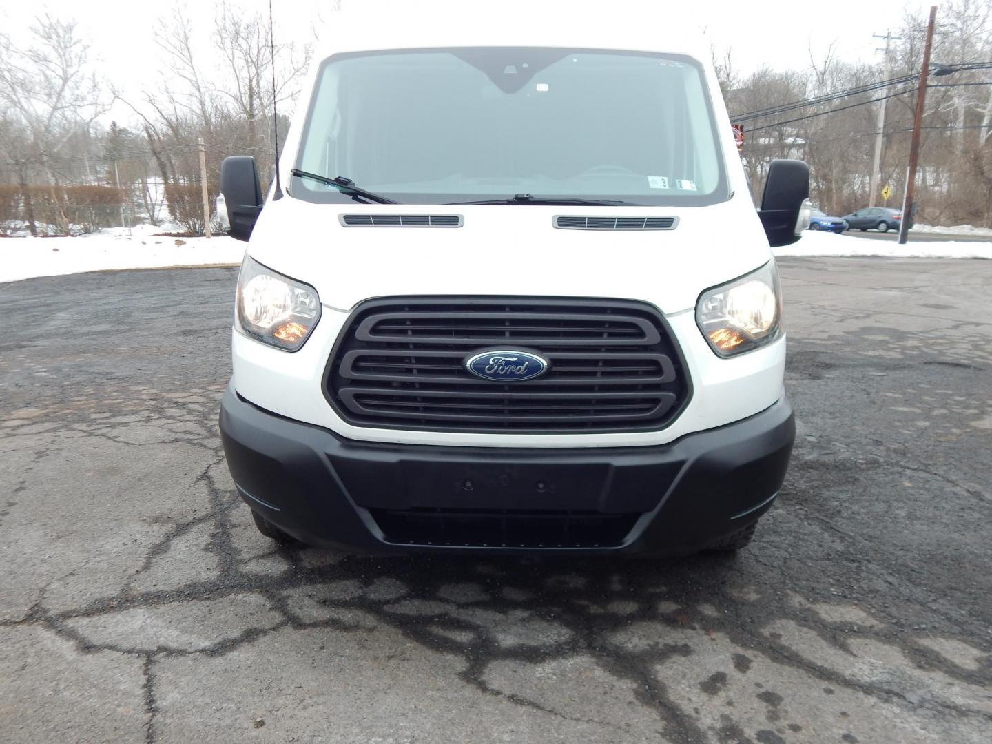 2017 White /Dk grey cloth Ford Transit 250 Van Med. Roof w/Sliding Pass. 130-in. WB (1FTYR1CM5HK) with an 3.7L V6 DOHC 24V engine, 6A transmission, located at 6528 Lower York Road, New Hope, PA, 18938, (215) 862-9555, 40.358707, -74.977882 - Photo#6