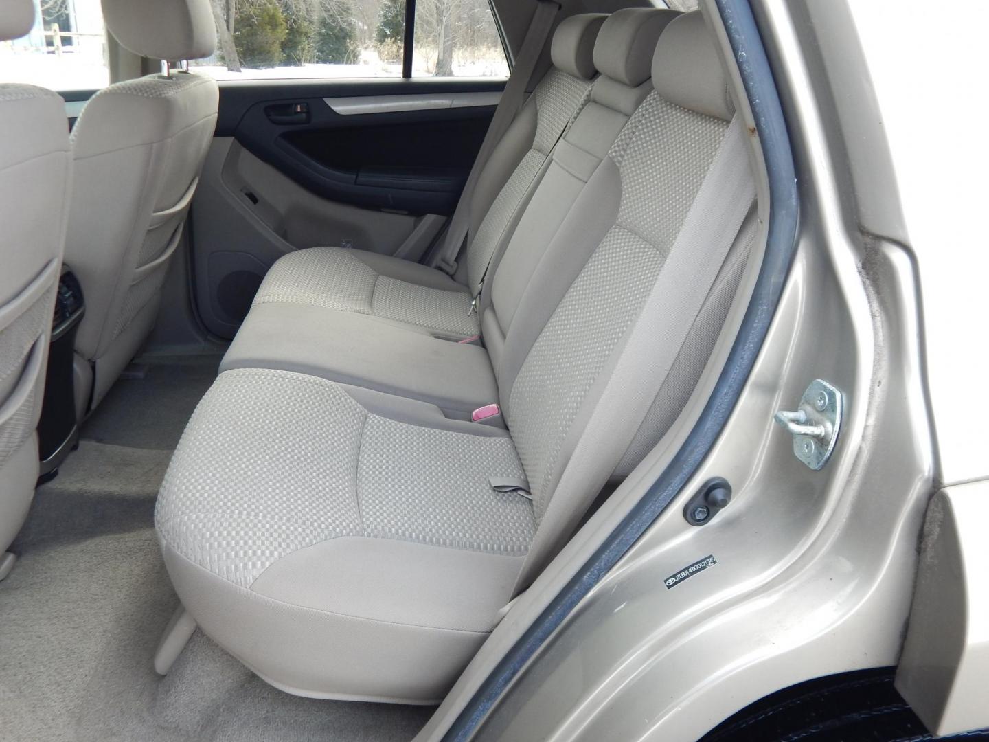 2007 Gold /Tan Cloth Toyota 4Runner Sport Edition 4WD (JTEBU14RX70) with an 4.0L V6 DOHC 24V engine, 5-Speed Automatic Overdrive transmission, located at 6528 Lower York Road, New Hope, PA, 18938, (215) 862-9555, 40.358707, -74.977882 - 2007 Toyota 4 Runner SR5.......4.0 Liter V6 engine runs great, automatic transmission shifts on time, 4 wheel drive, tilt wheel, cruise control, power windows, mirrors, central locking system, dual front air bags, and an AM/FM/CD sound system, alloy wheels and more. call to make an appointment to lo - Photo#12